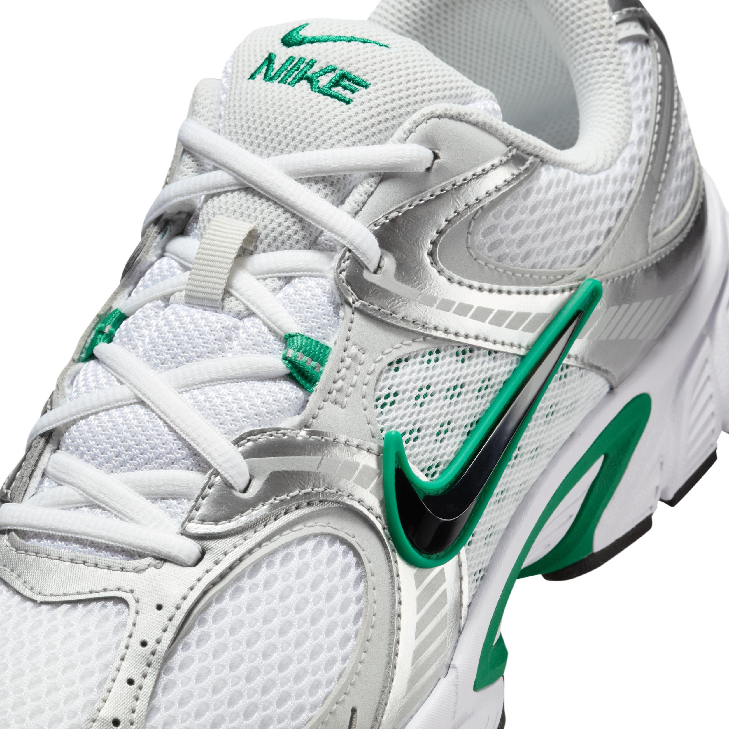 Nike Men's V5 RNR Shoes Product Image