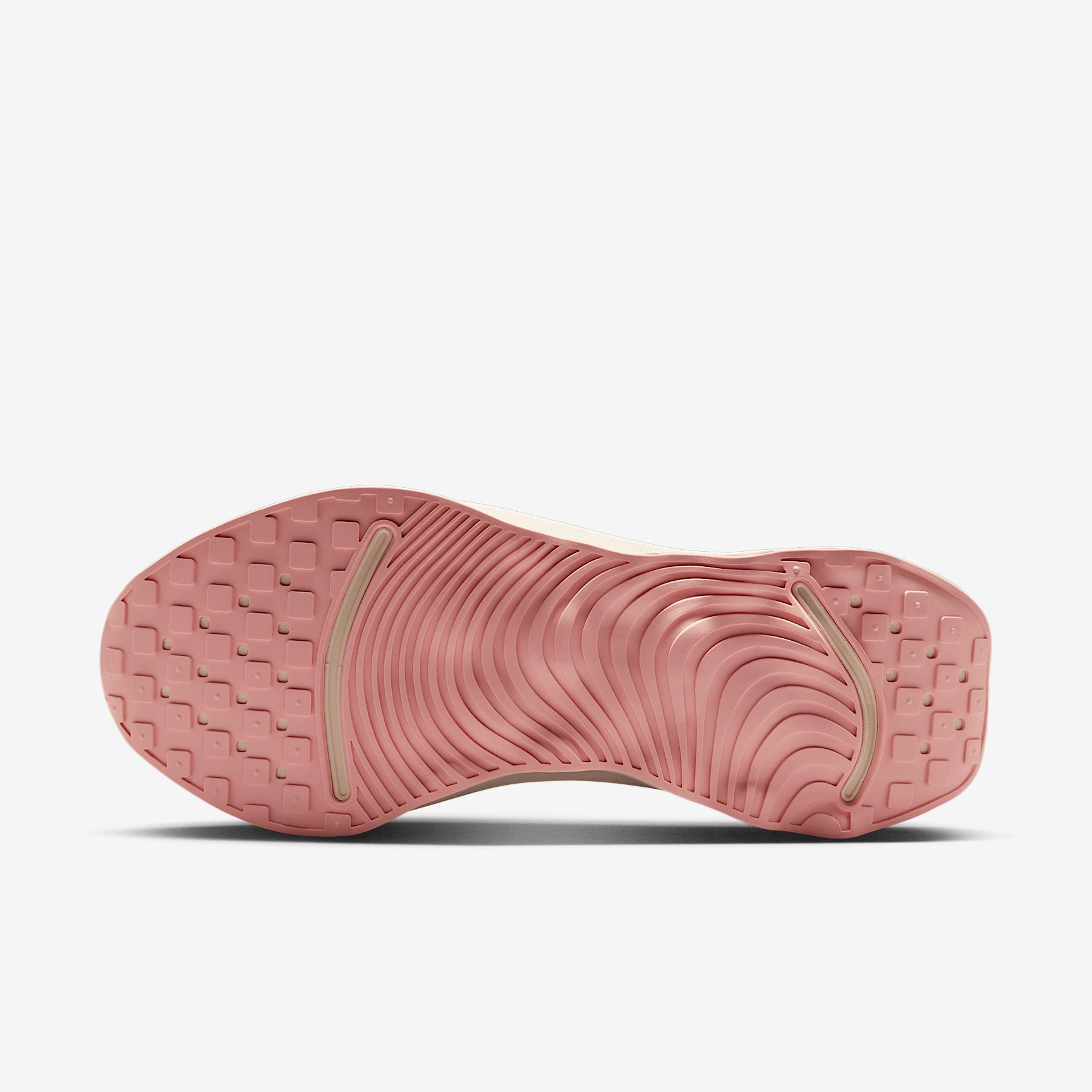Nike Motiva Women's Walking Shoes Product Image