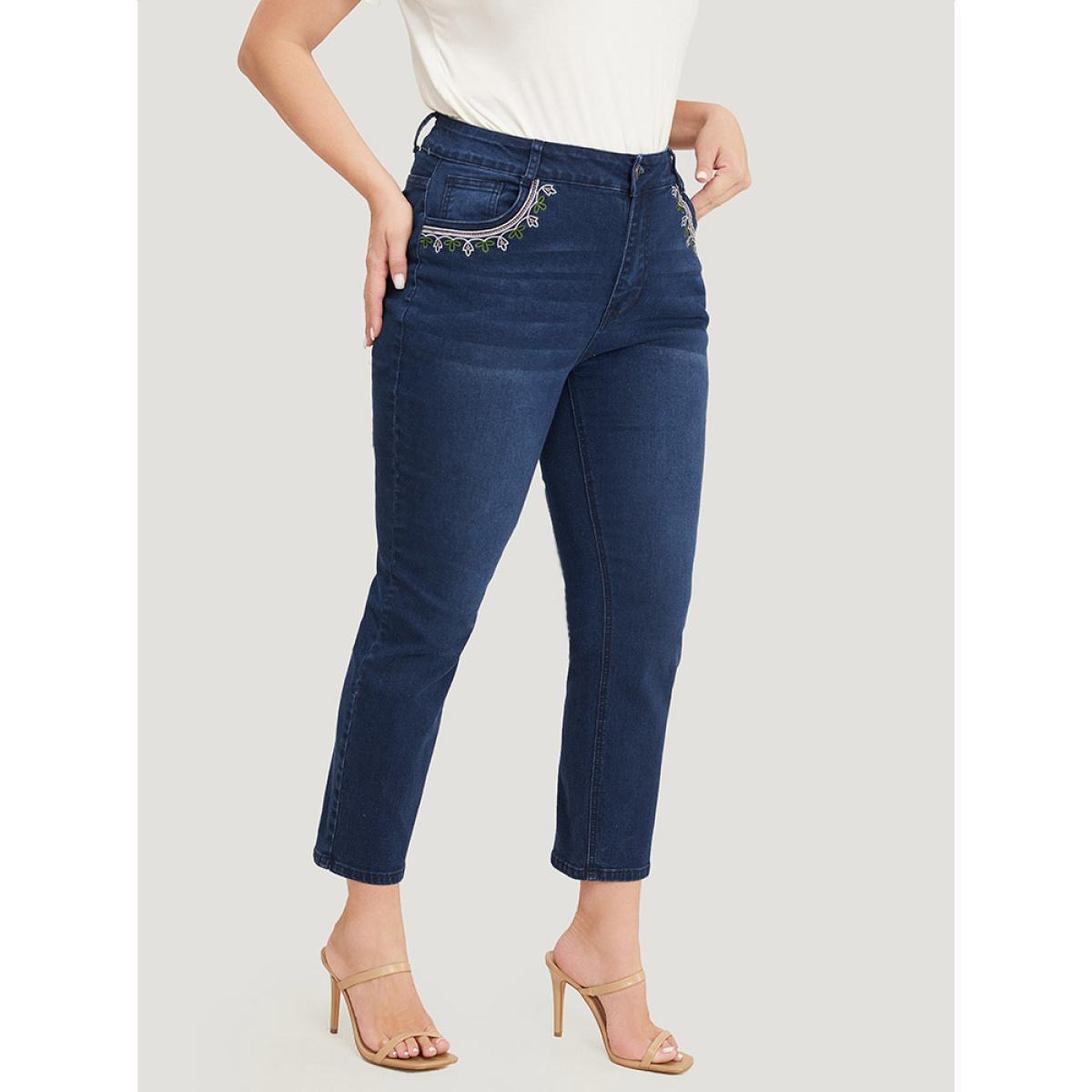 Plus Size Straight Very Stretchy High Rise Dark Wash Embroidered Trim Jeans Women DarkBlue Casual Plain Embroidered High stretch Jeans BloomChic 22/3X Product Image
