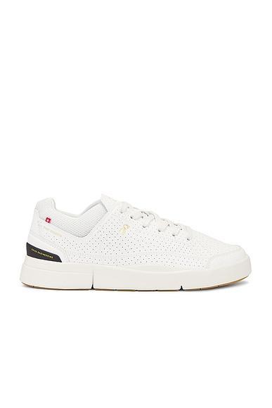 The Roger Centre Court Sneaker Product Image