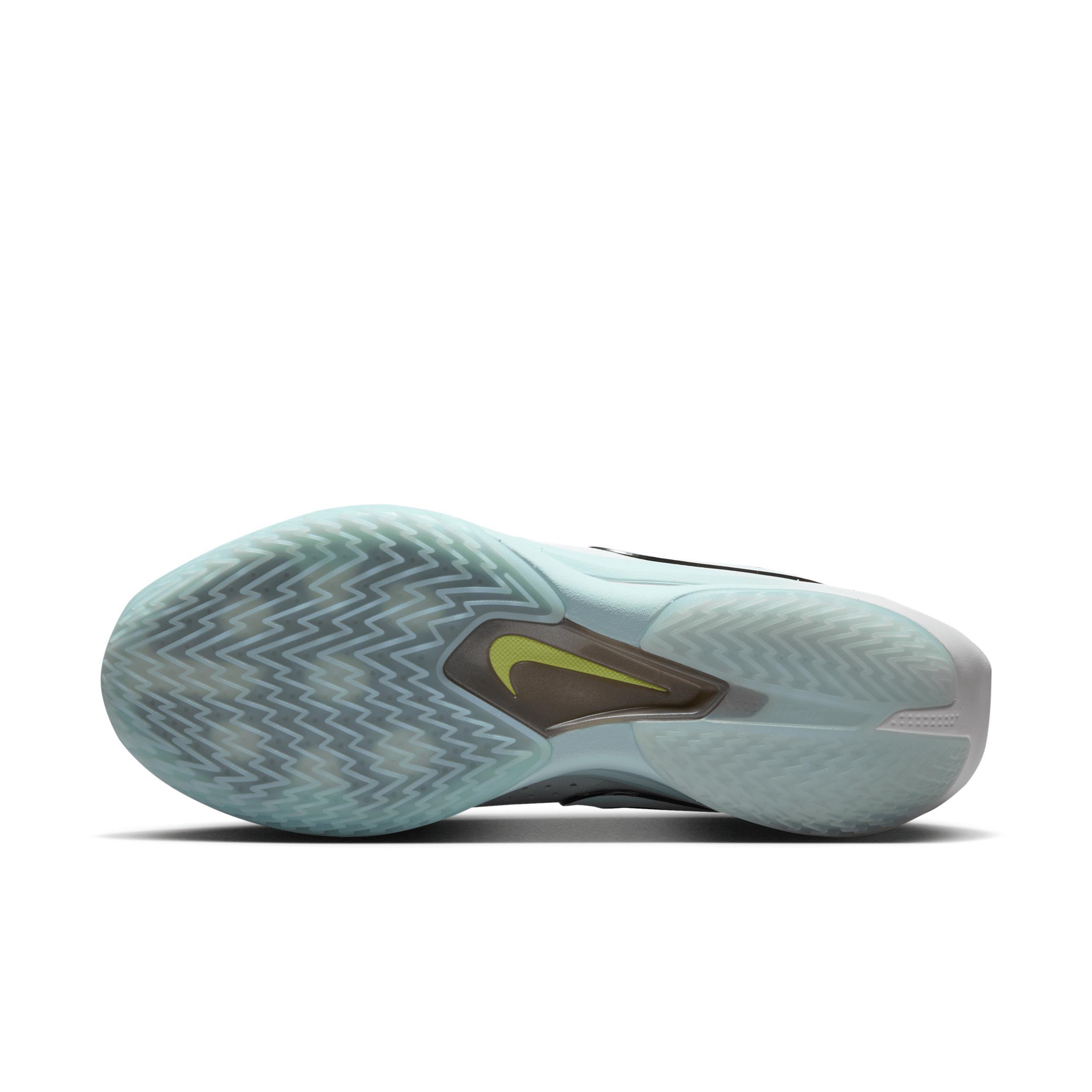 Nike Men's G.T. Cut 3 Basketball Shoes Product Image
