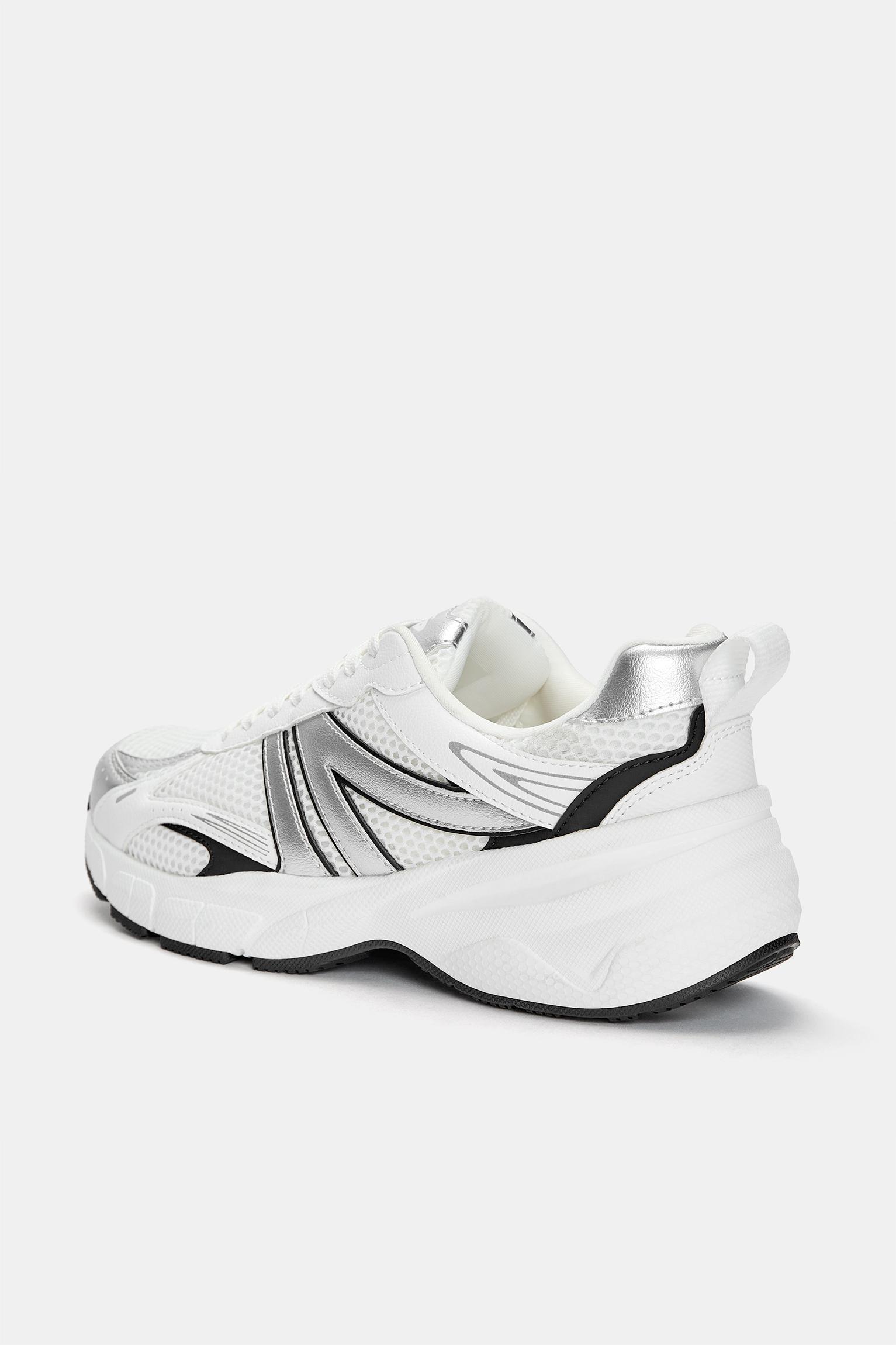 Multi-piece sneakers Product Image