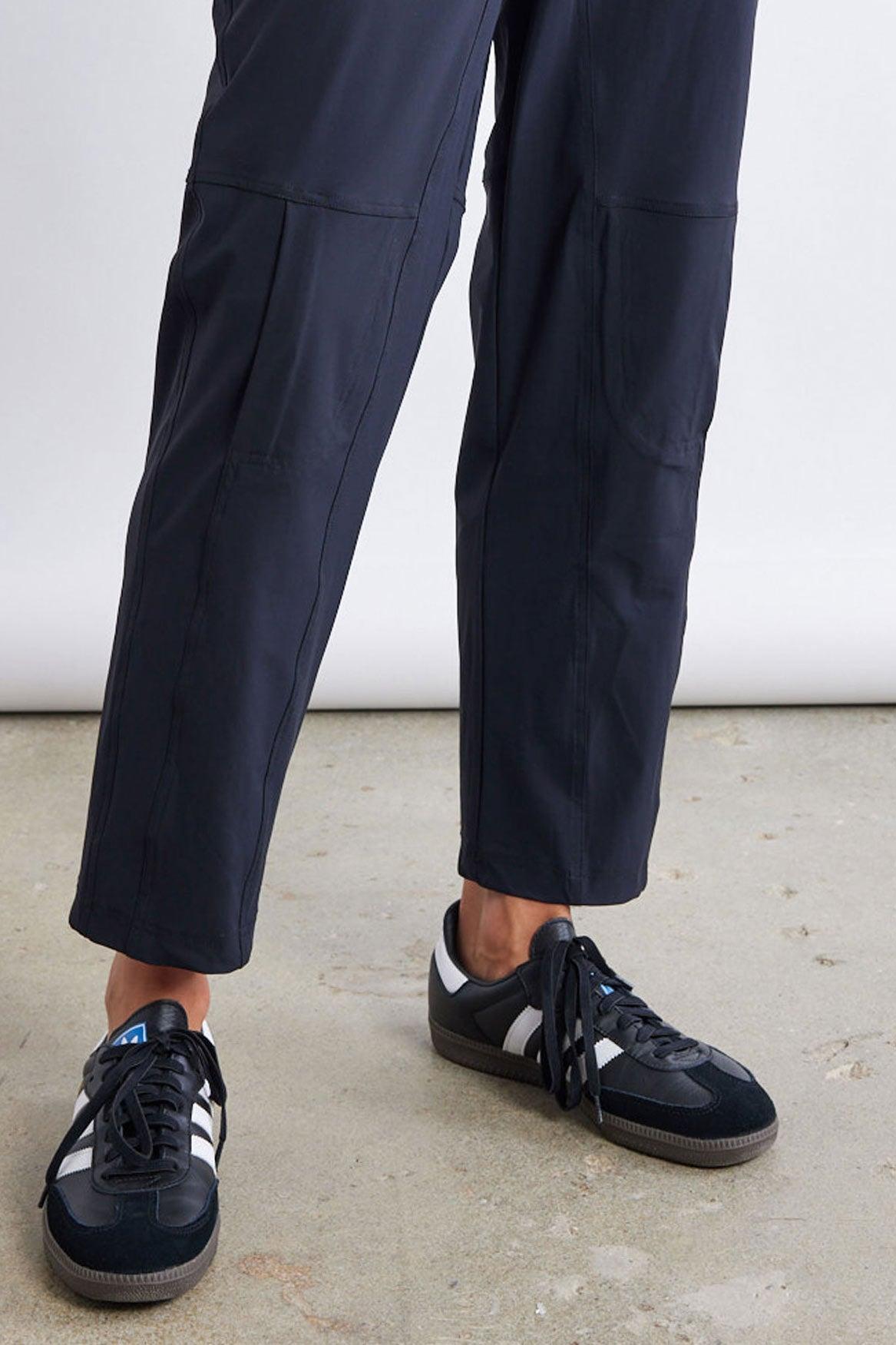 The Everlasting Slim Pants Product Image