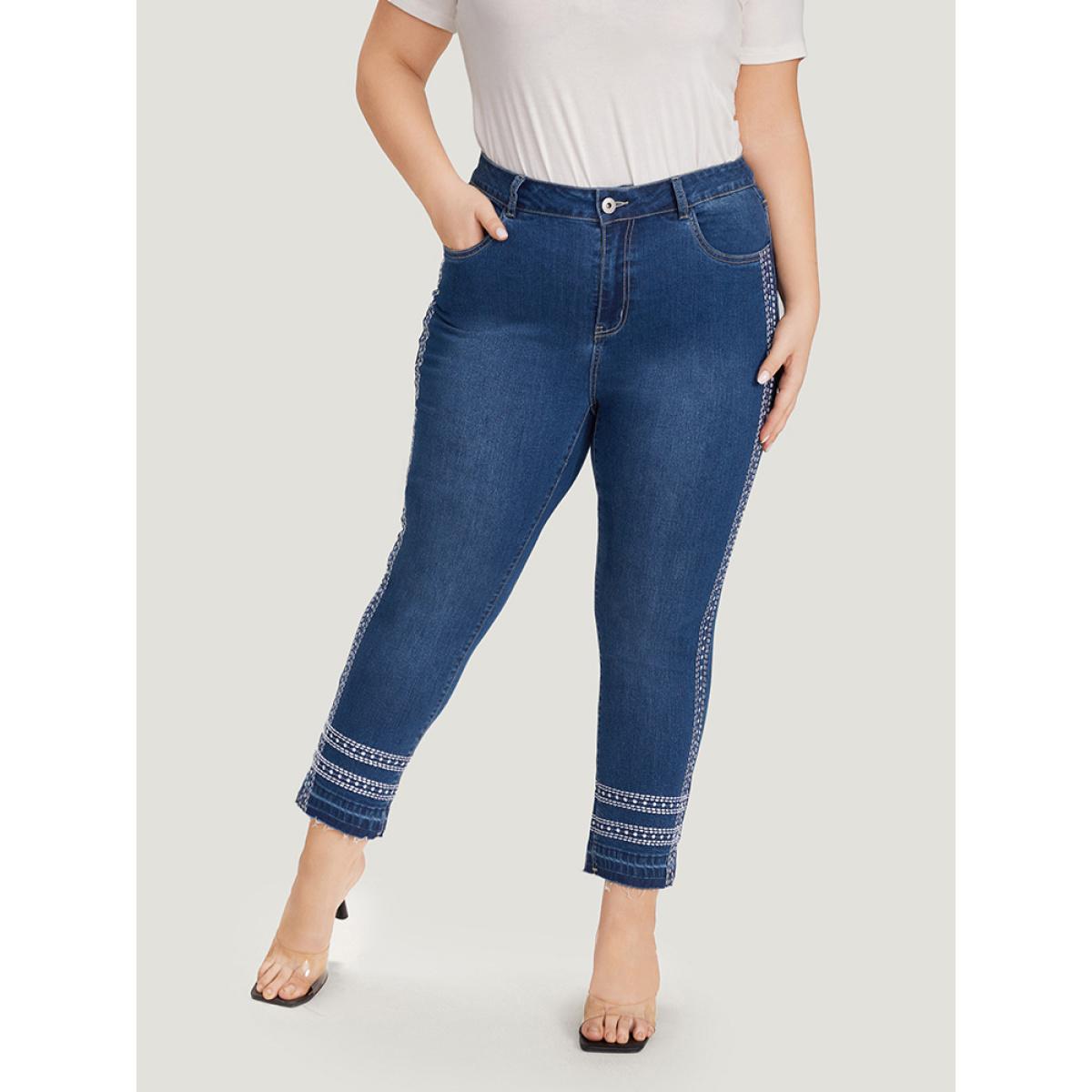 Plus Size Embroidered Raw Edges Zipper Fly Jeans Women Blue Casual Bohemian Print Embroidered High stretch Pocket Jeans BloomChic 28/5X Product Image