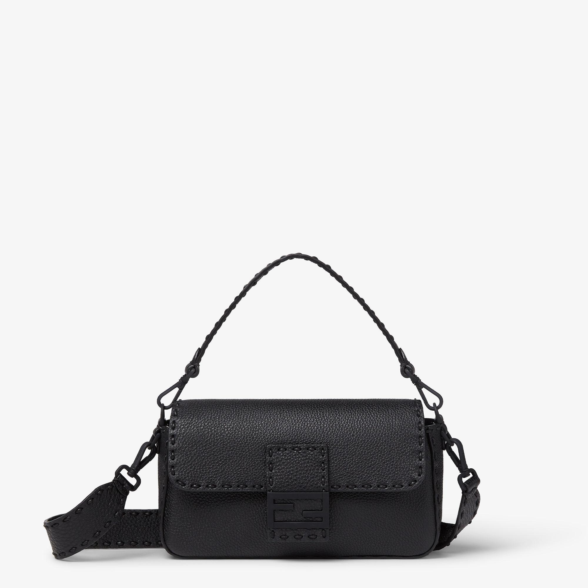Regular BaguetteBlack Selleria bag with 590 hand-sewn topstitches Product Image