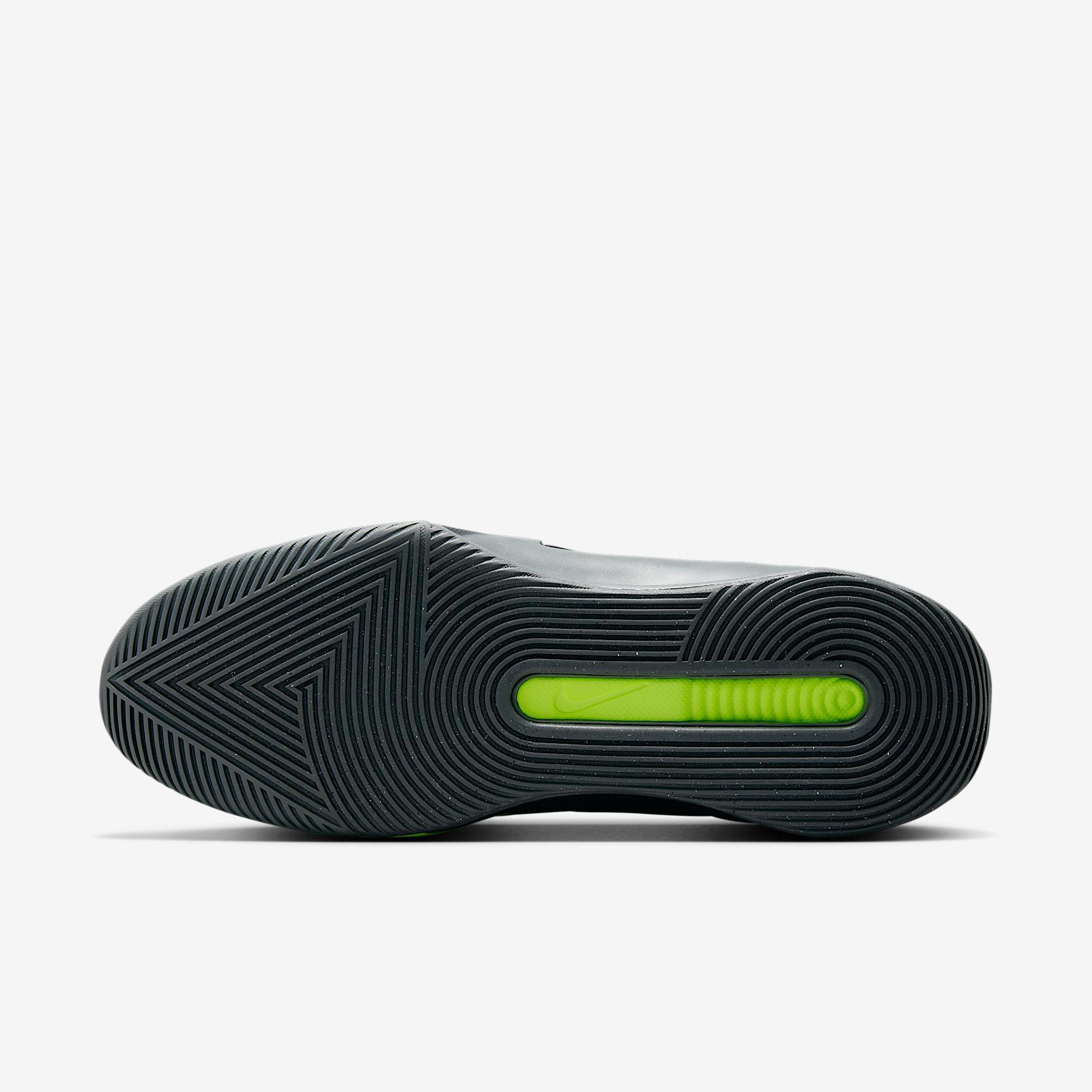 Nike G.T. Jump Academy Basketball Shoes Product Image