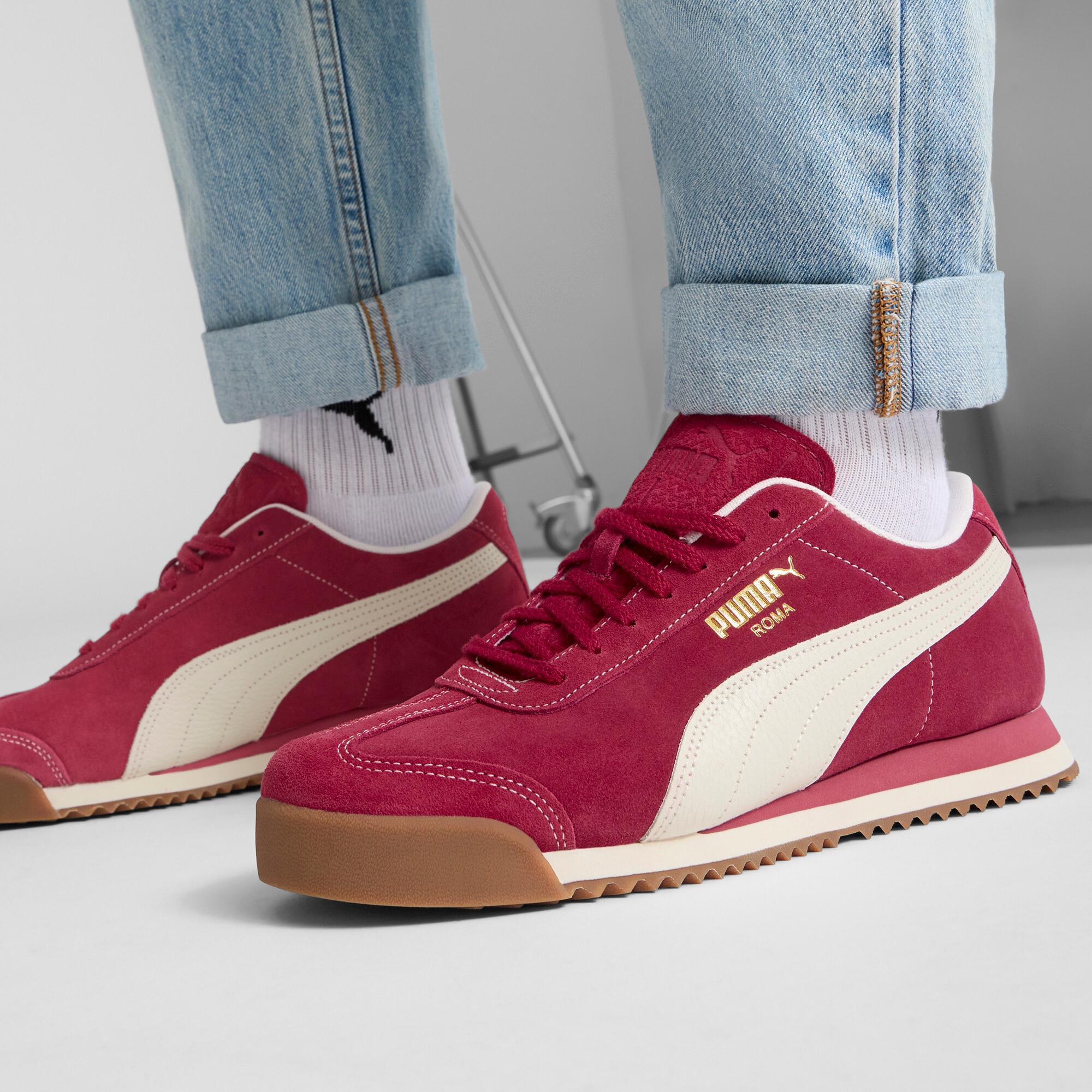 PUMA Roma Suede Men's Sneakers Product Image