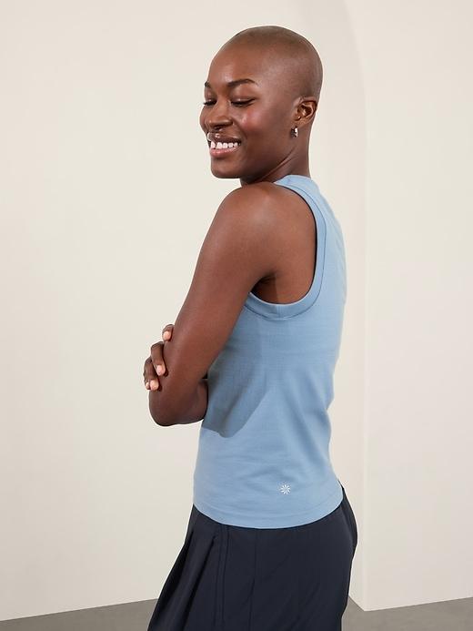 Ascent Seamless Tank Product Image
