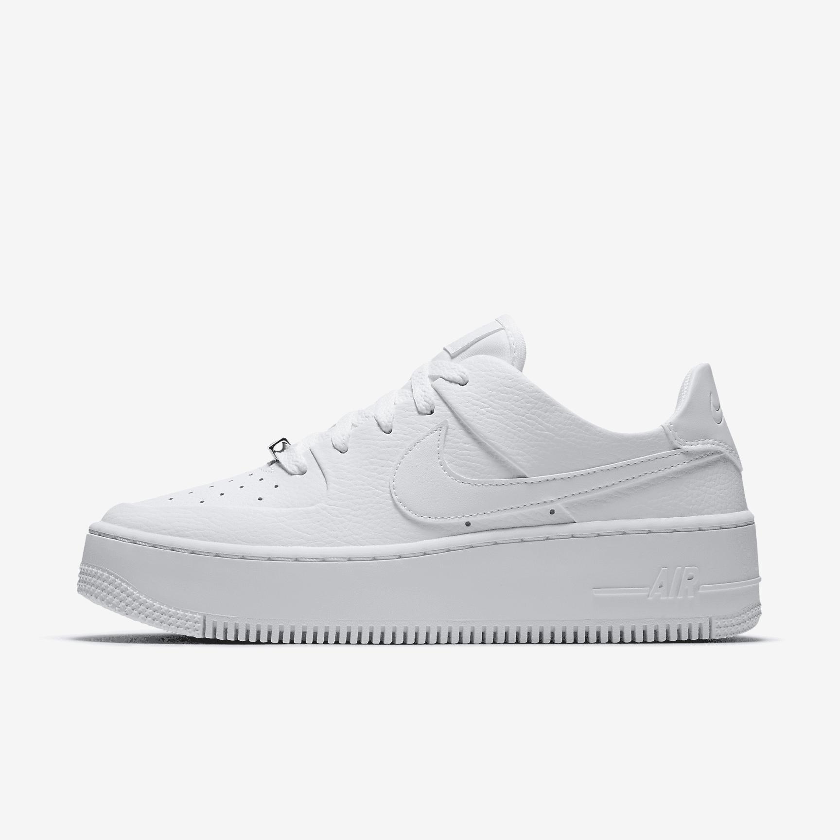 Nike Women's Air Force 1 Sage Low Shoes Product Image