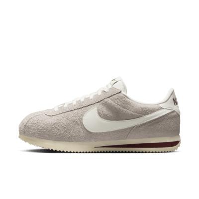 Nike Cortez SE Suede Men's Shoes Product Image