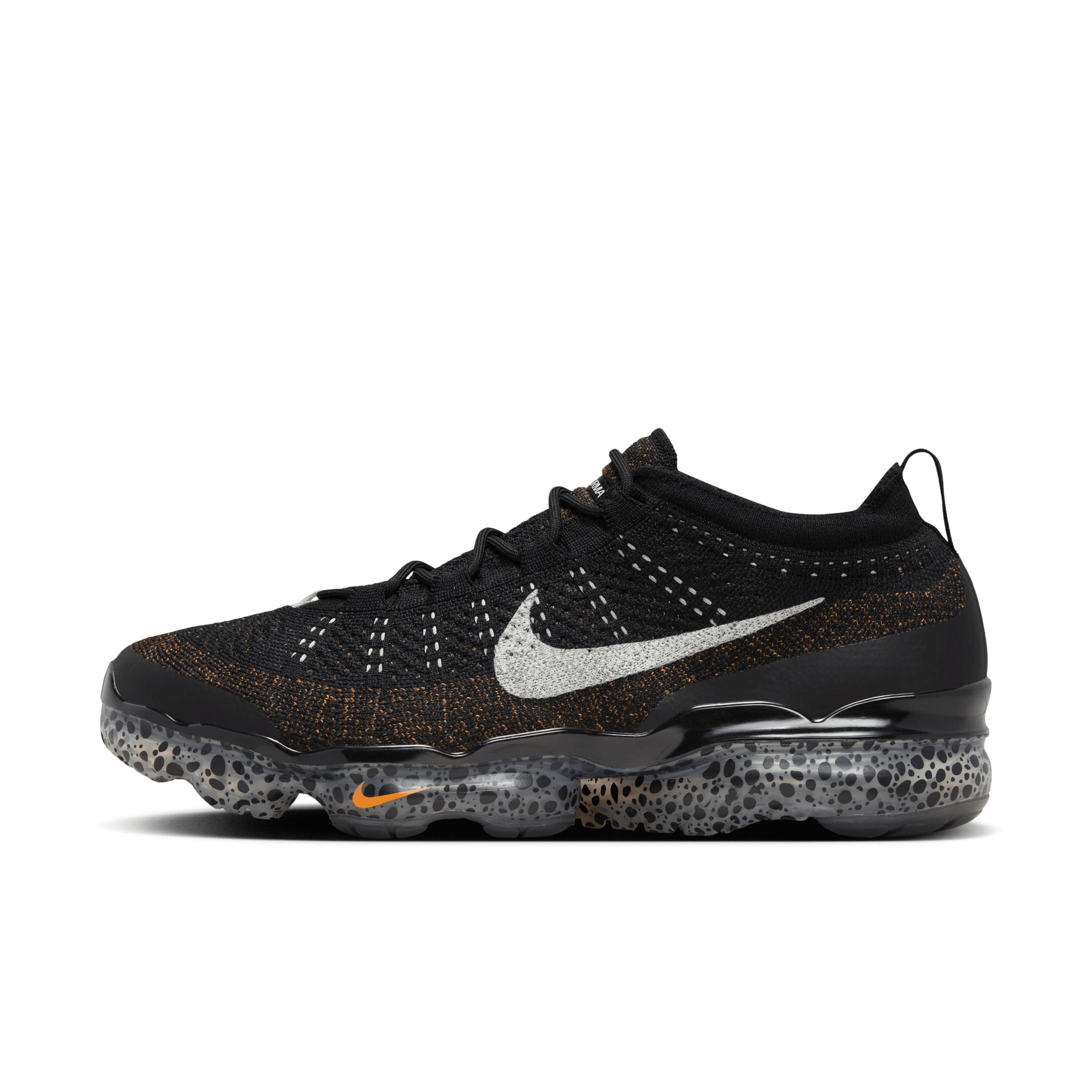 Nike Men's Air VaporMax 2023 Flyknit Electric Shoes Product Image