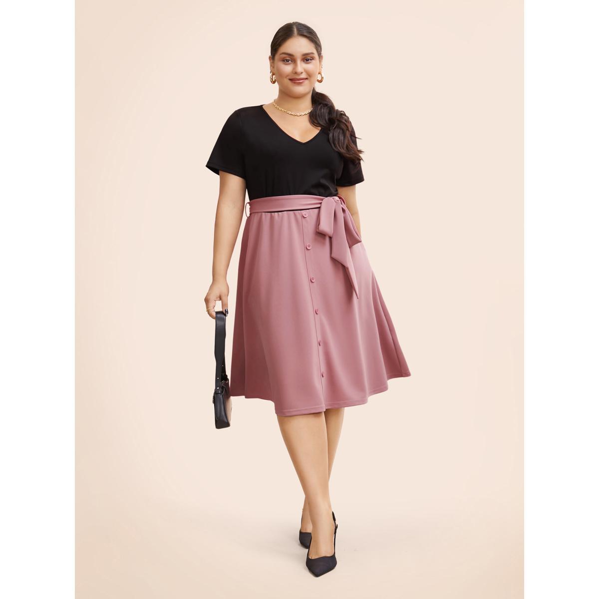 Plus Size Supersoft Essentials Two Tone Pocket Patchwork Belted Dress Rouge Women Office Plain V-neck Short sleeve Curvy Midi Dress BloomChic 28/5X Product Image