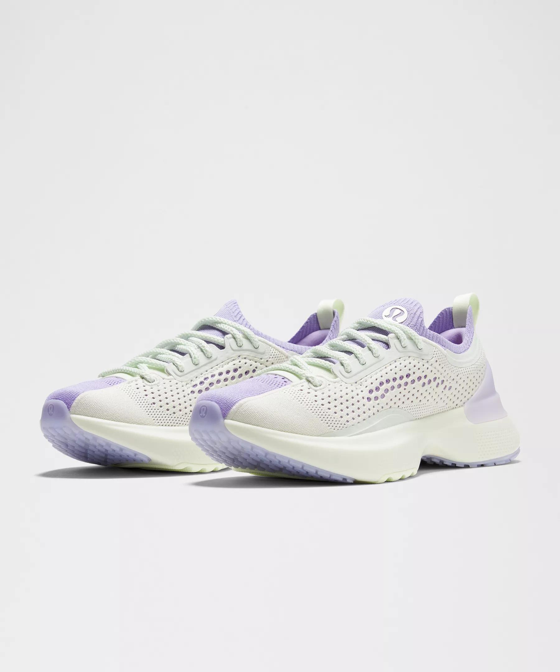 Women's Chargefeel 3 Workout Shoe Product Image