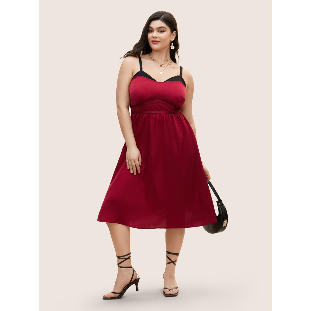 Plus Size Contrast Patchwork Elastic Waist Cami Dress Scarlet Women Cocktail V-neck Sleeveless Curvy BloomChic 26/4X Product Image