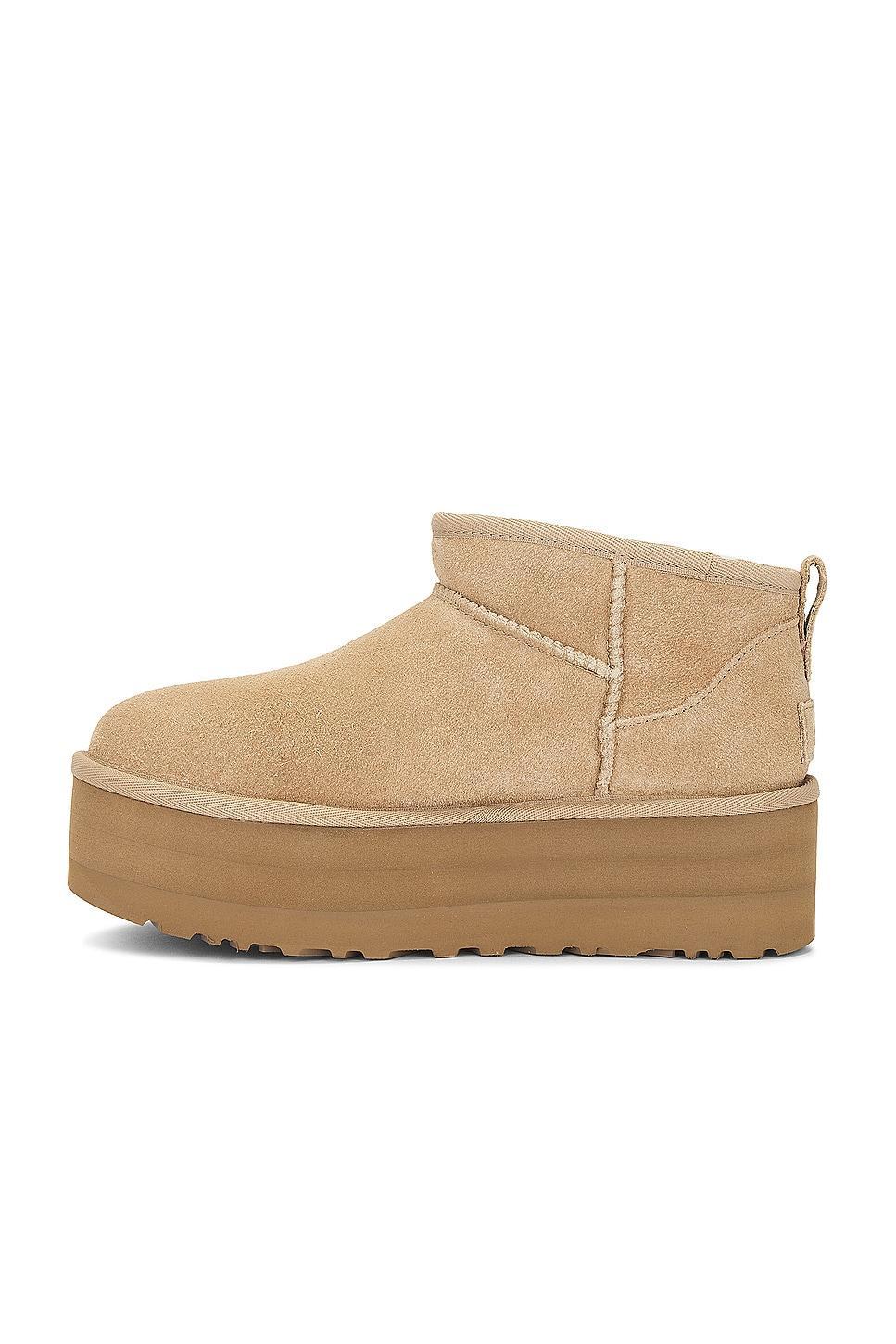 Classic Ultra Mini Platform Boot Product Image