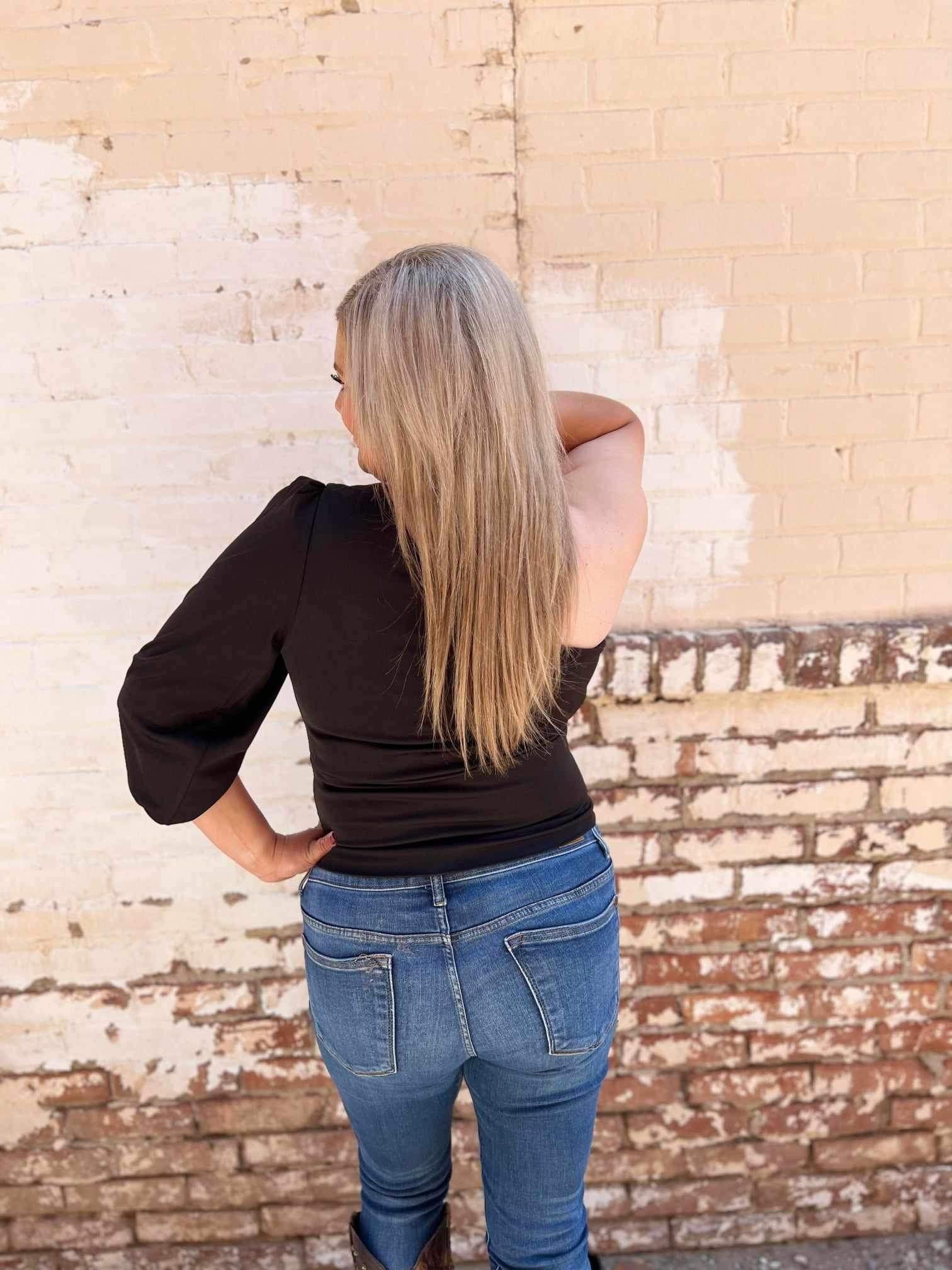 On The Horizon Black Top* Product Image