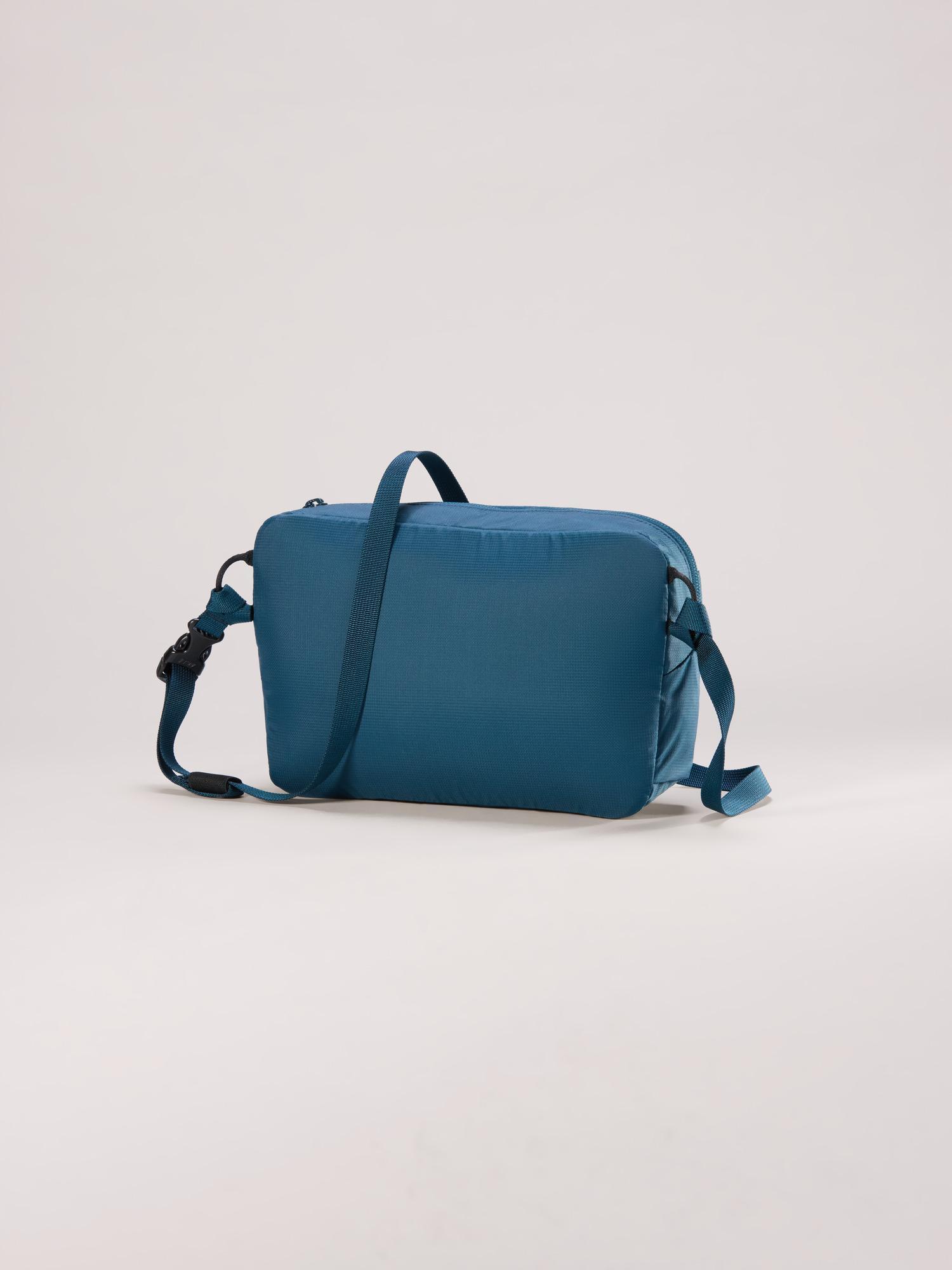 Heliad Crossbody Bag Product Image