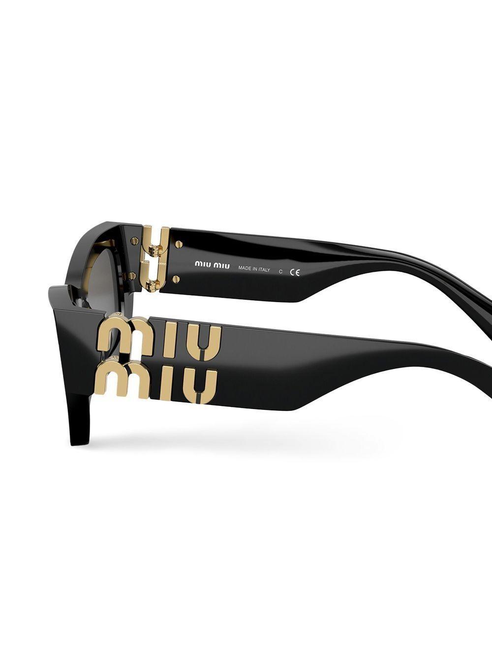 rectangle frame sunglasses Product Image