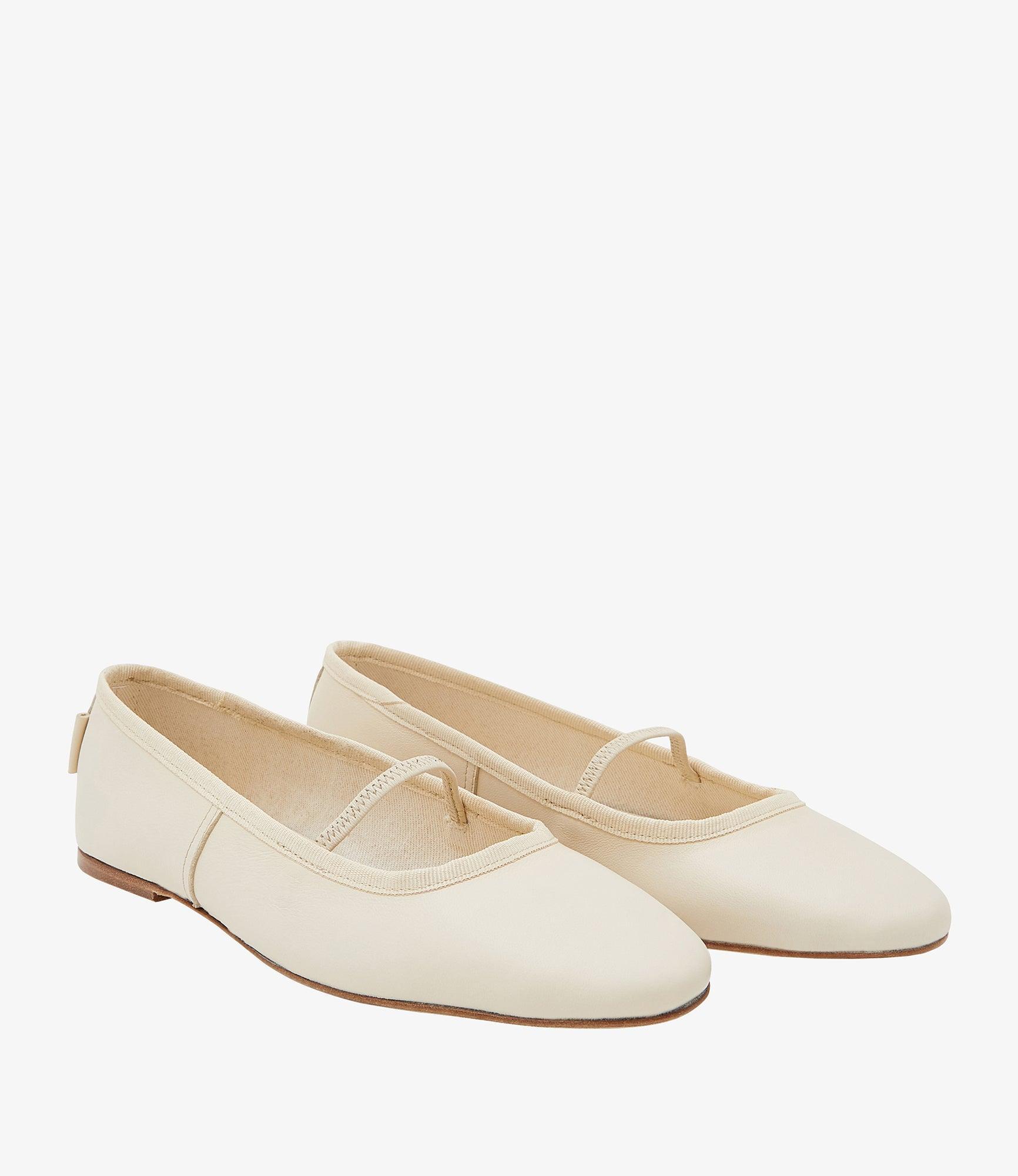 Swan ballet flats Female Product Image