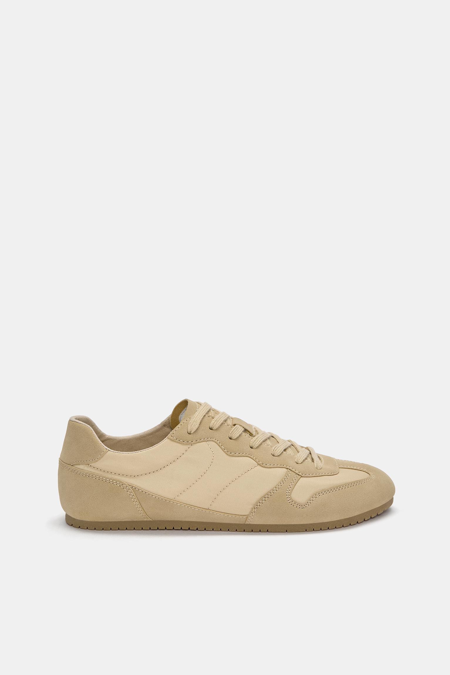 Casual sneakers Product Image