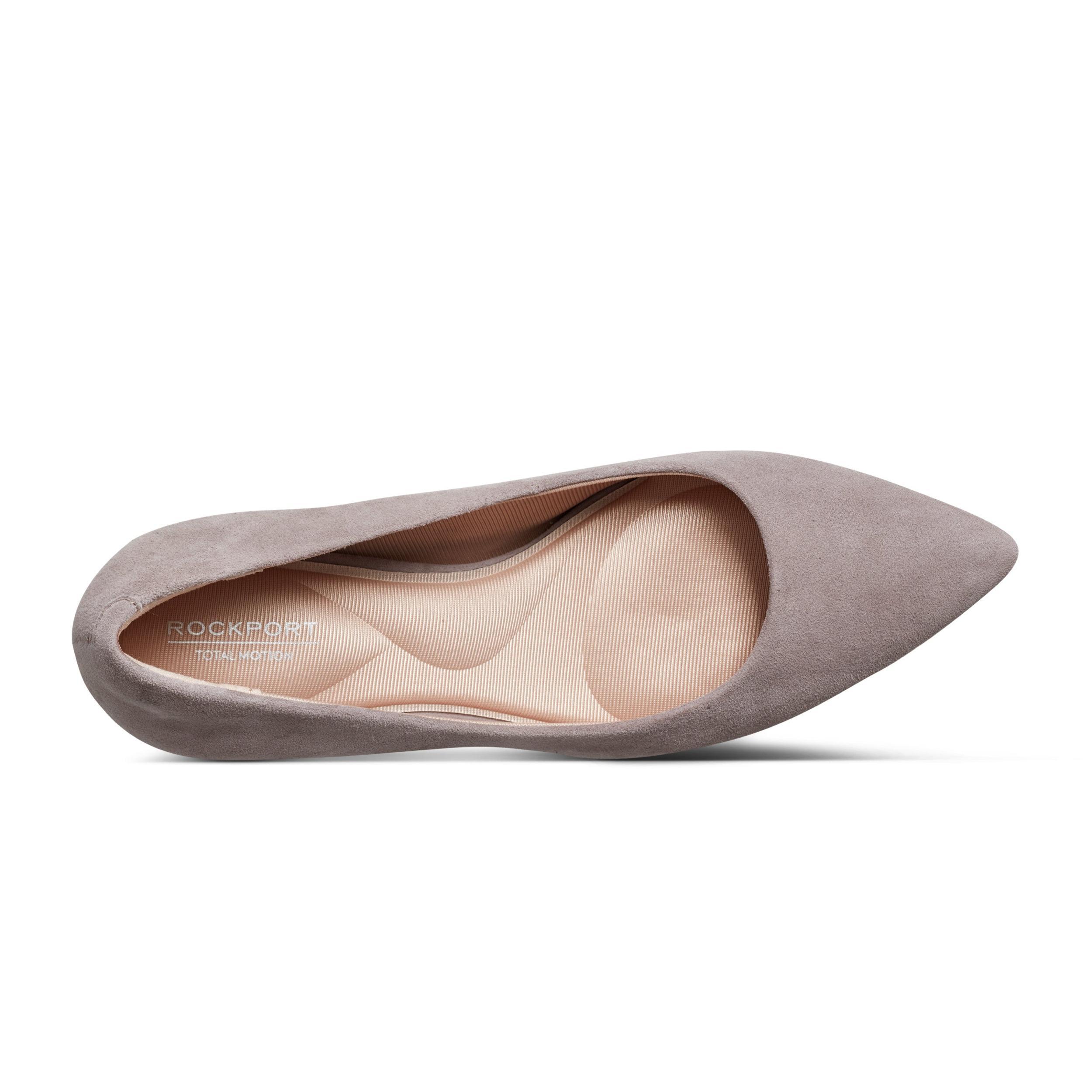 Women's Cindy Pointy Toe Pumps Product Image