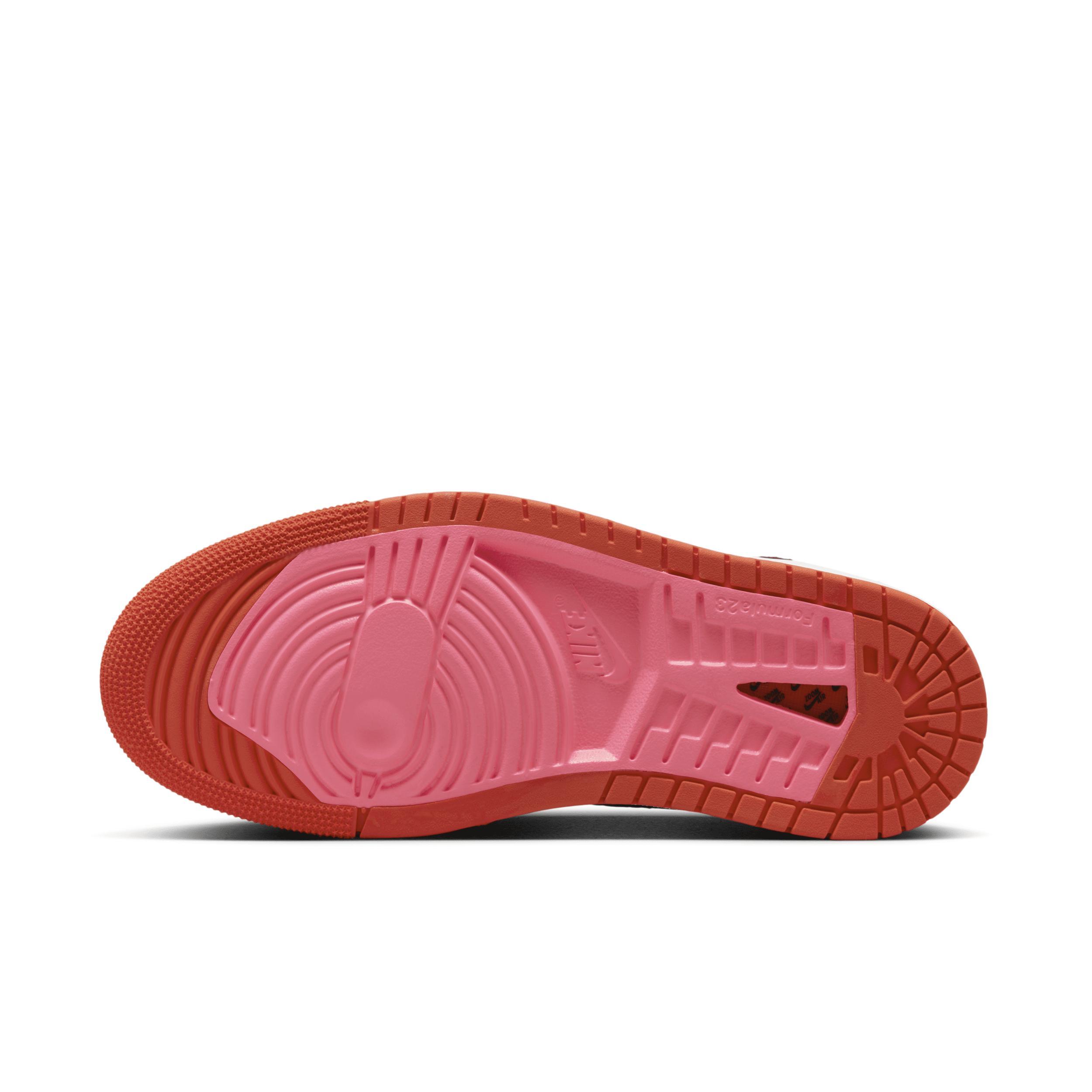 Air Jordan 1 Zoom CMFT 2 Women's Shoes Product Image