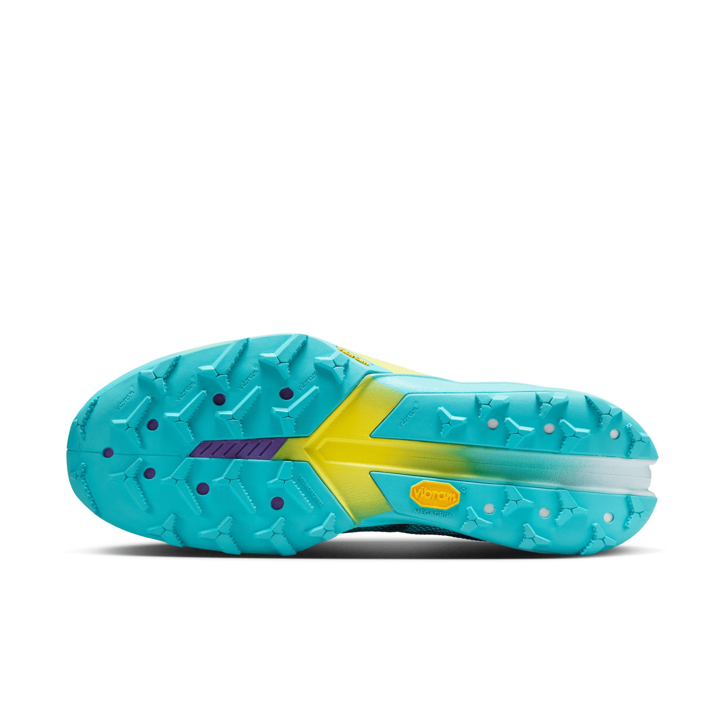 Nike Men's Kiger 10 Trail Running Shoes Product Image