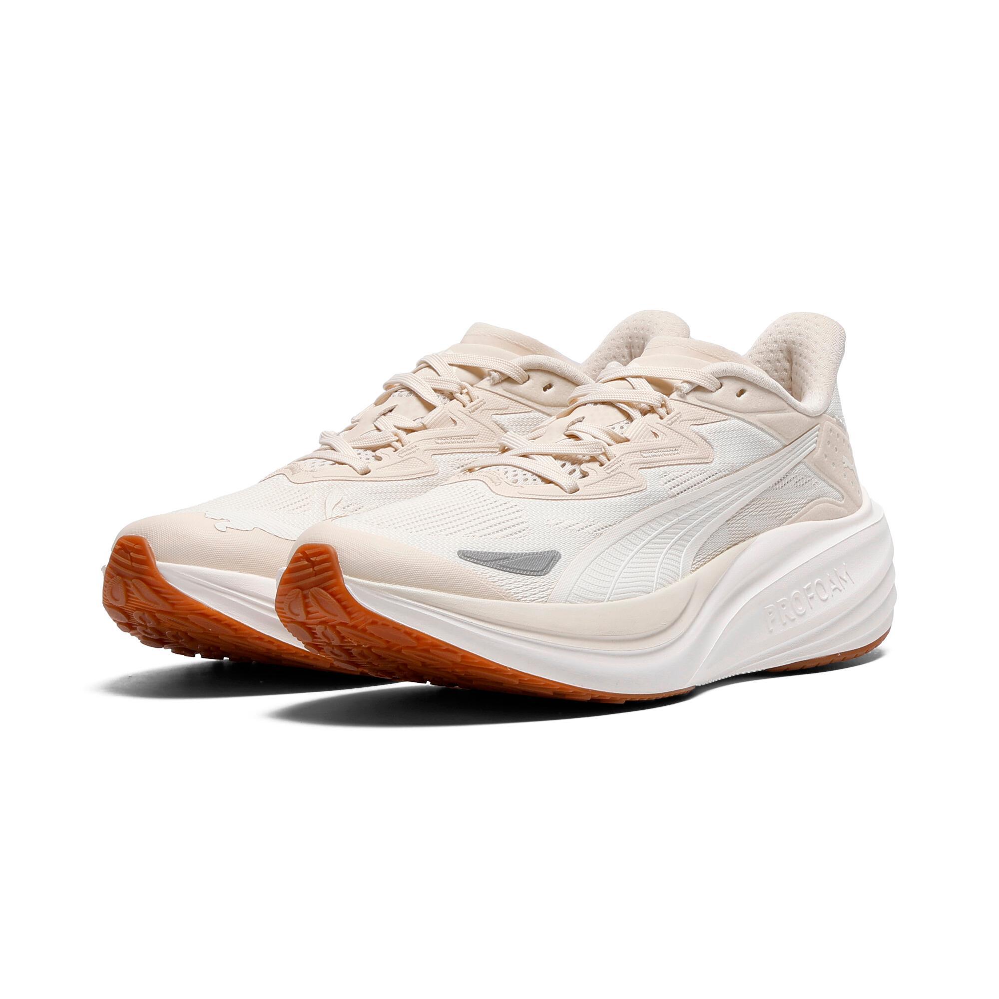 PUMA Darter Pro Tech Sneakers Women in Alpine Snow/Warm White Product Image