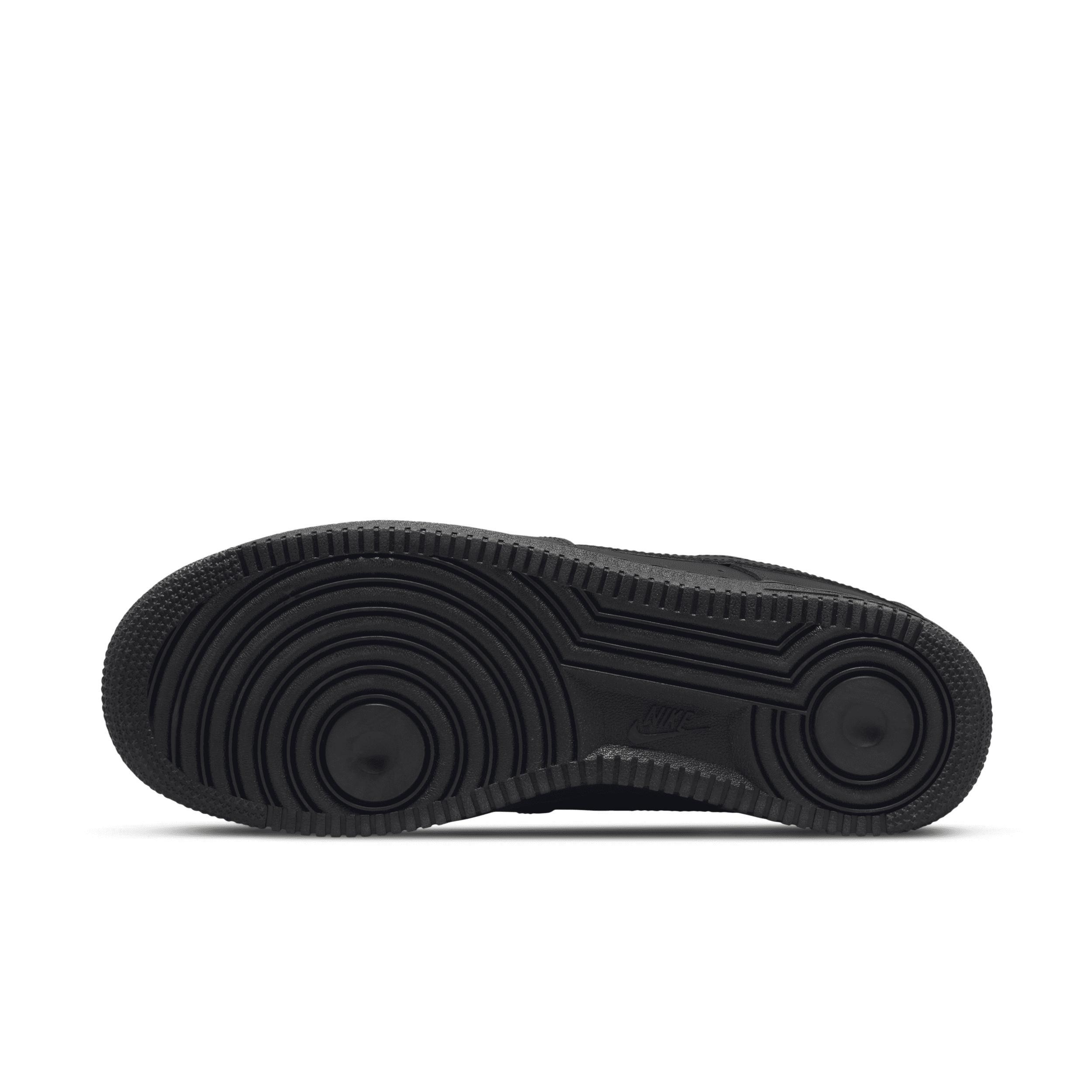 Nike Mens Air Force 1 07 Sneakers Product Image