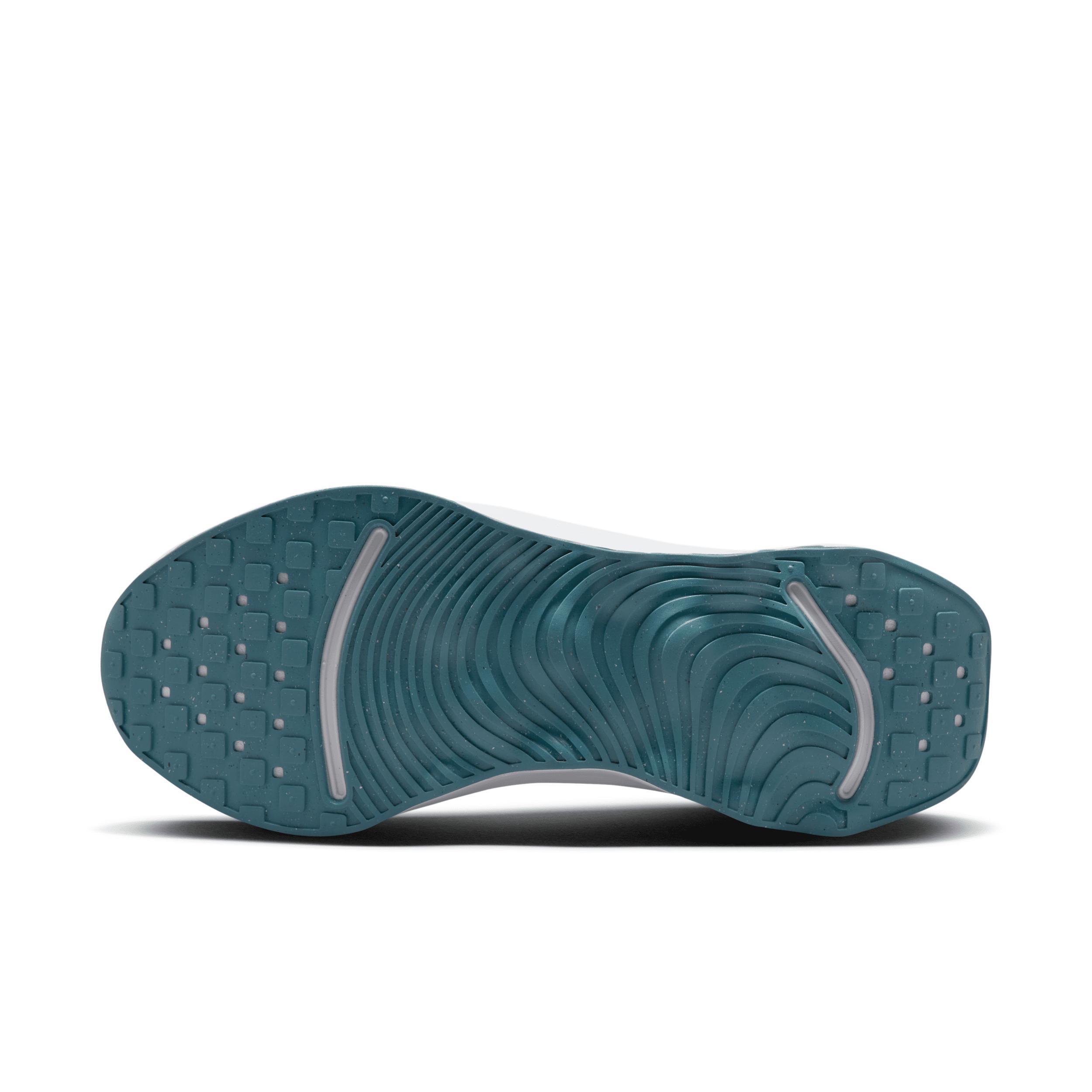 Nike Women's Motiva Walking Shoes Product Image