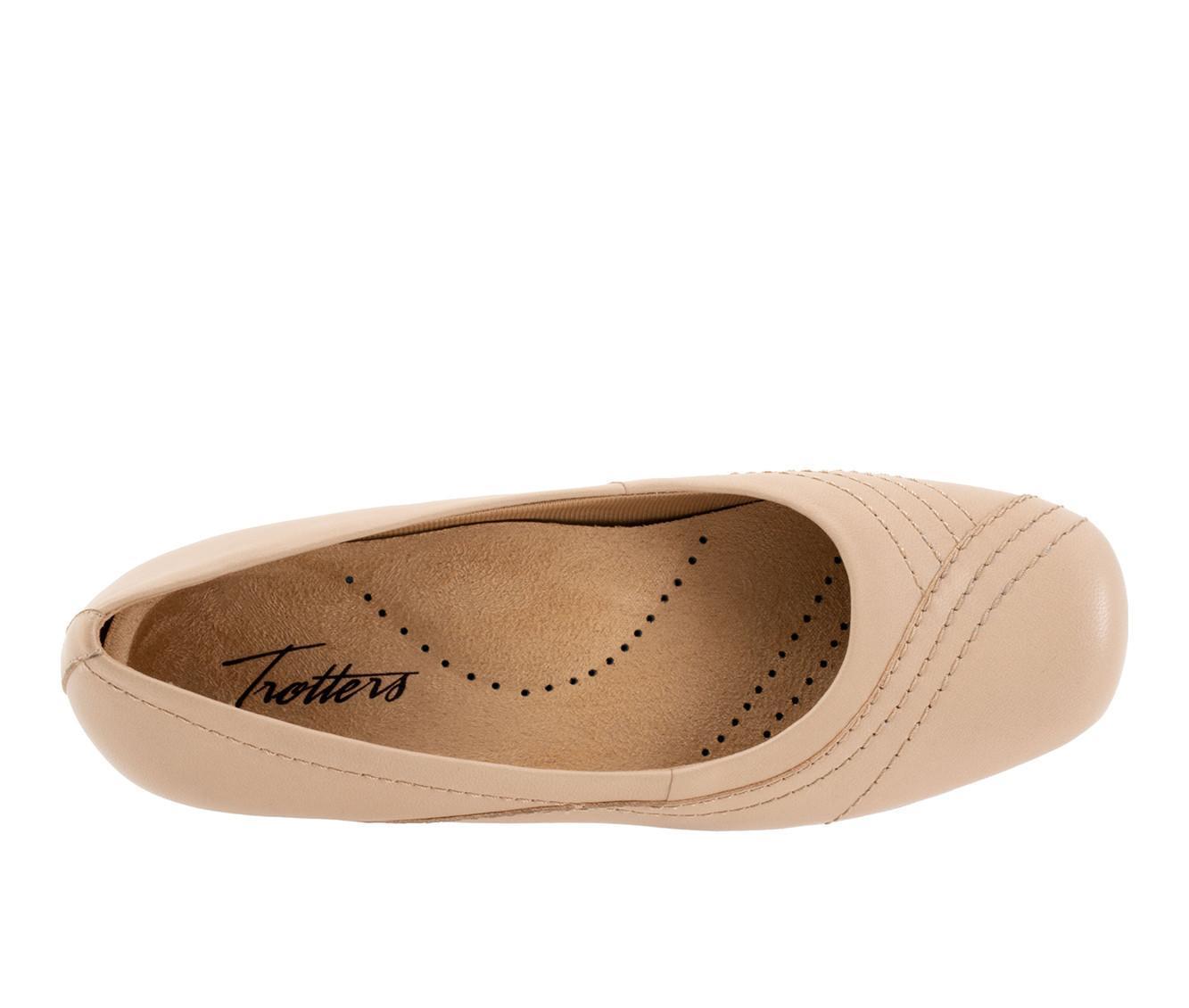 Women's Trotters Sasha Flats Product Image