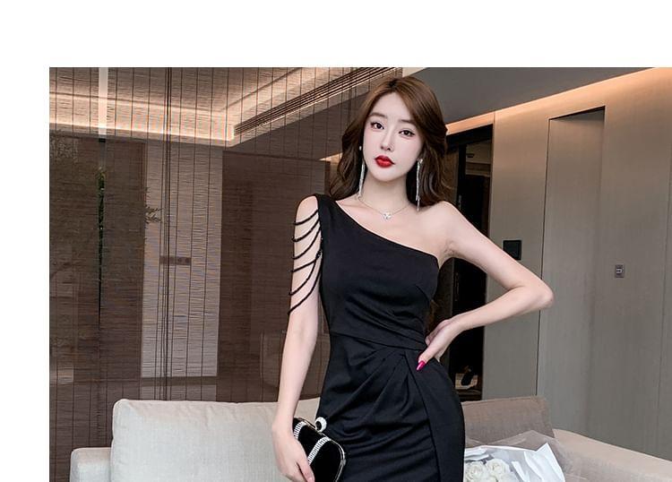 One-Shoulder Plain Caged Shirred Slit Bodycon Cocktail Dress Product Image