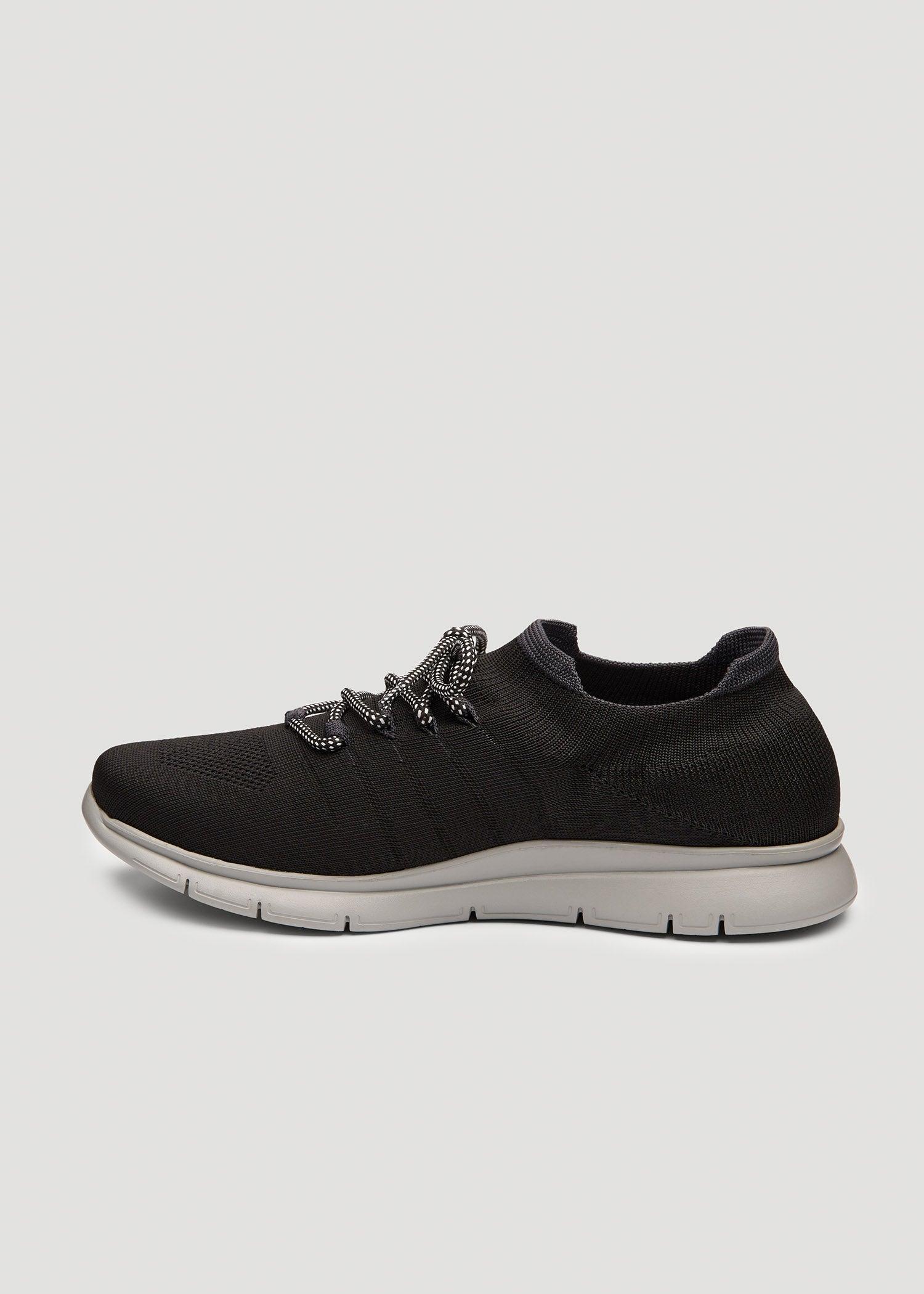 Tall Men's Knit Running Shoes in Black Product Image