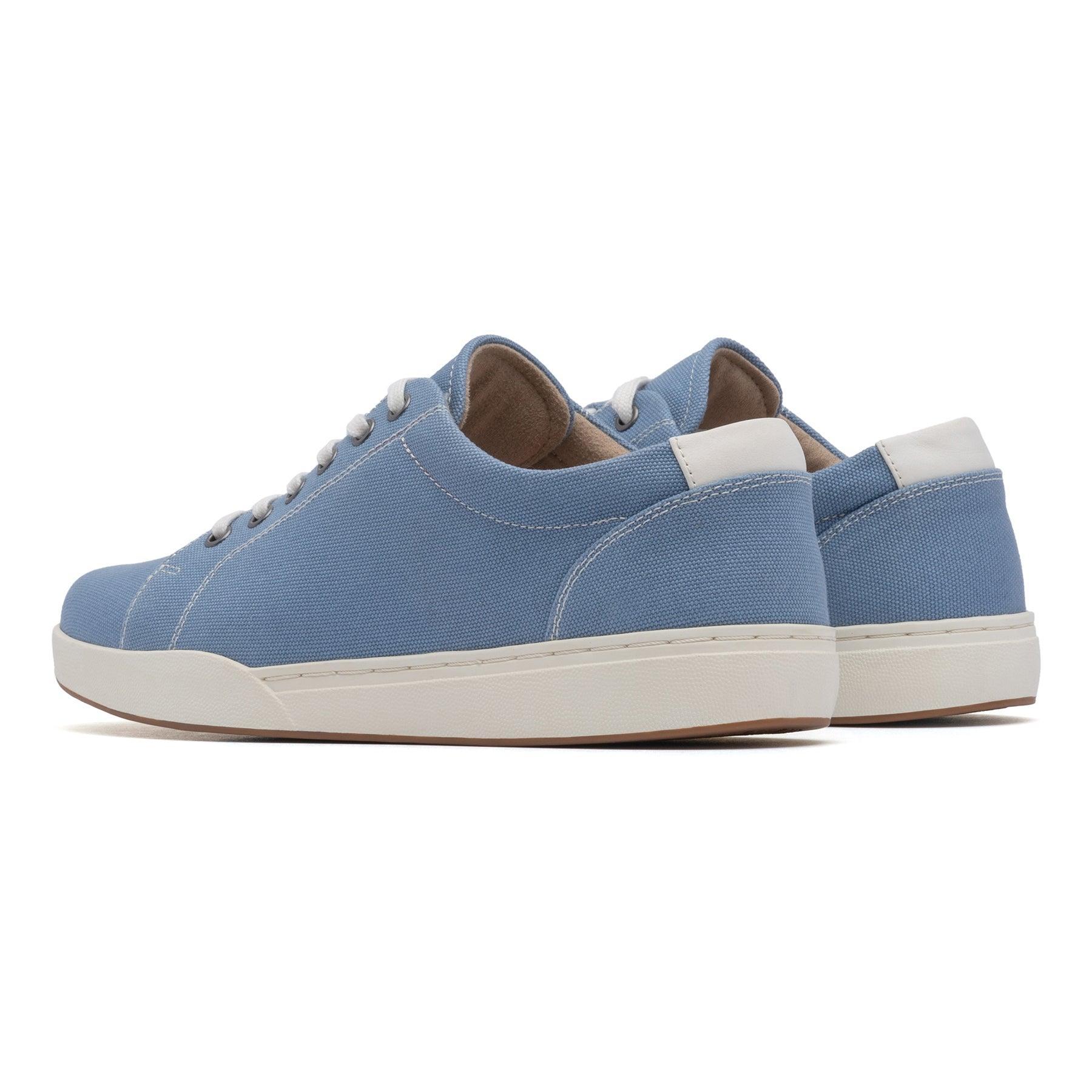 Encore Sneaker Product Image