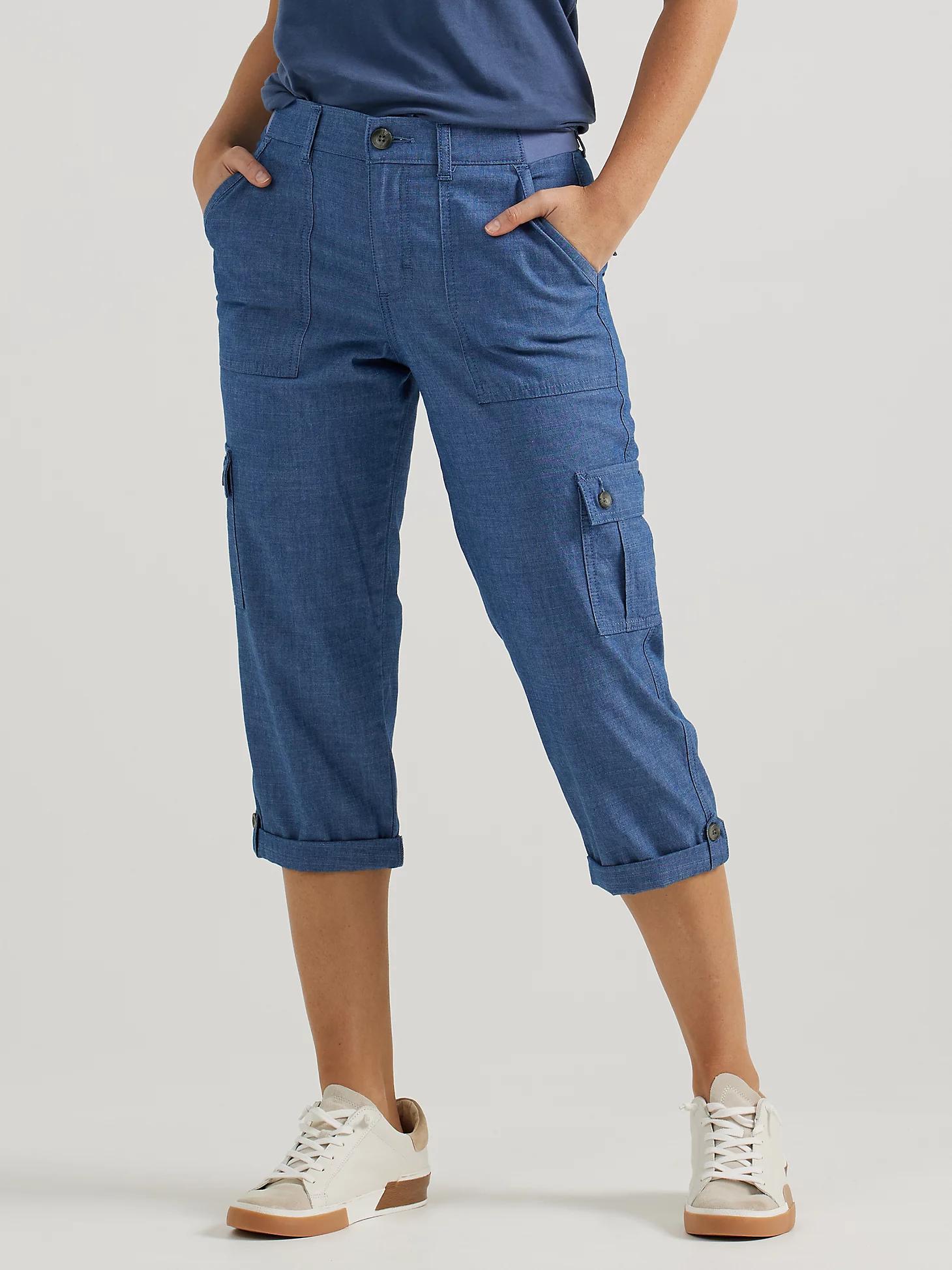 Women's Ultra Lux Comfort with Flex-to-Go Relaxed Fit Cargo Capri | Women's Capris & Crops | Lee® Product Image
