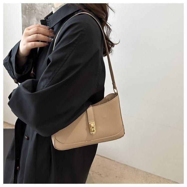 Plain Faux Leather Shoulder Bag Product Image