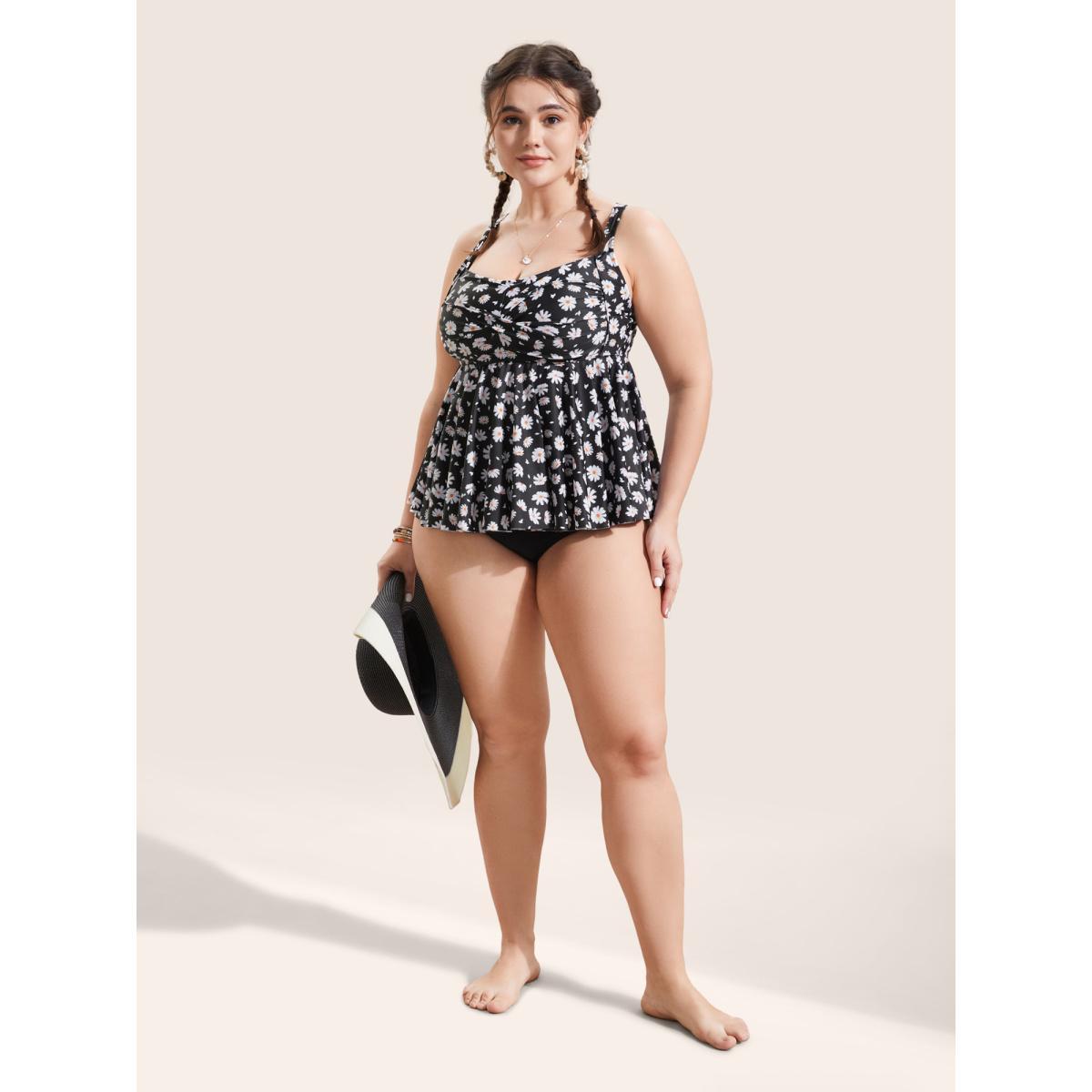 Plus Size Ditsy Floral Crossover Heart Neckline Swim Top Women's Swimwear Black Beach Twist High stretch Bodycon Heart neckline Curve Swim Tops BloomChic 10/M Product Image