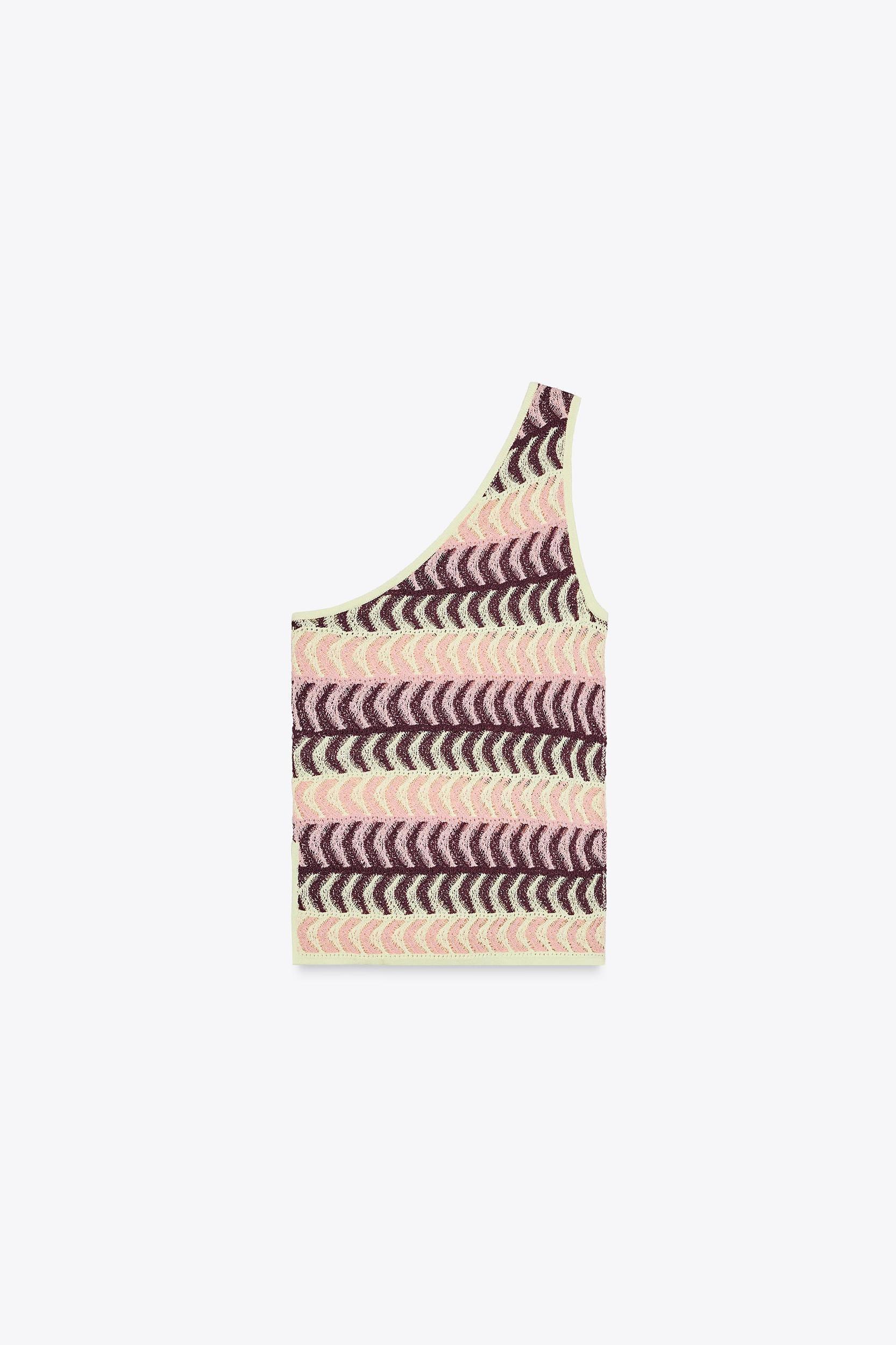 ASYMMETRIC STRUCTURED KNIT TOP Product Image