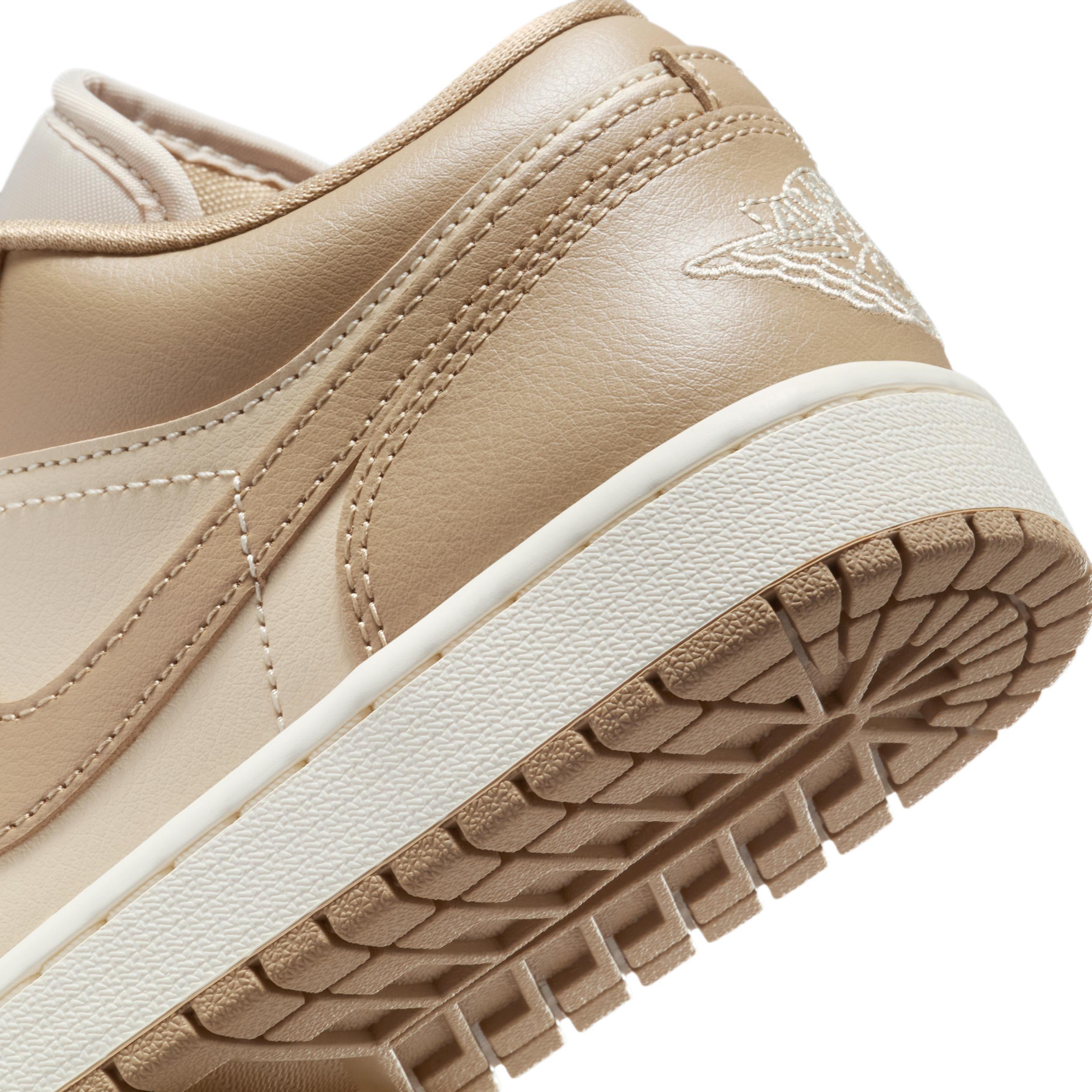 Womens Air Jordan 1 Low Shoes Product Image