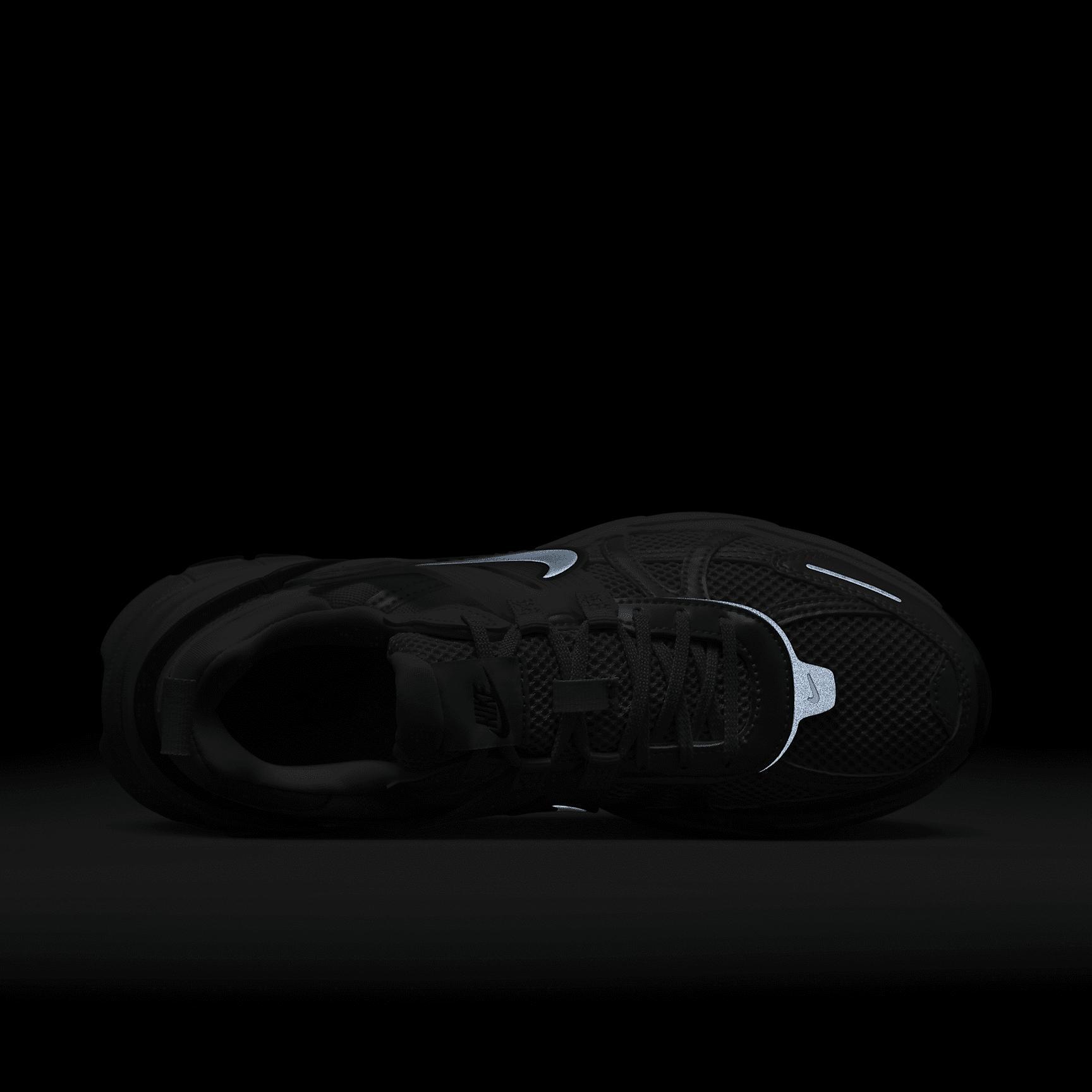 Nike V2K Run Women's Shoes Product Image