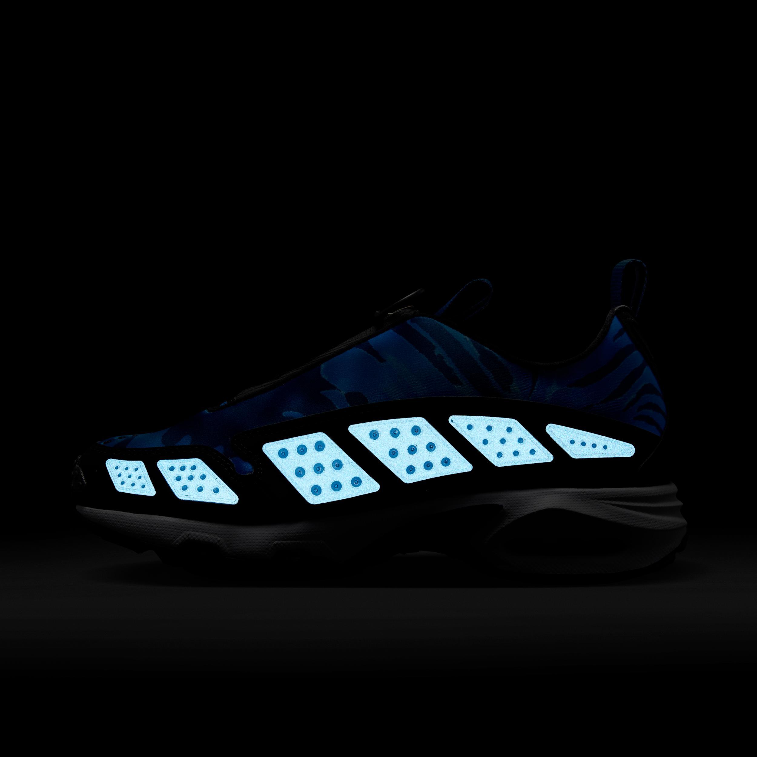 Nike Women's Air Max SNDR Camo Shoes Product Image