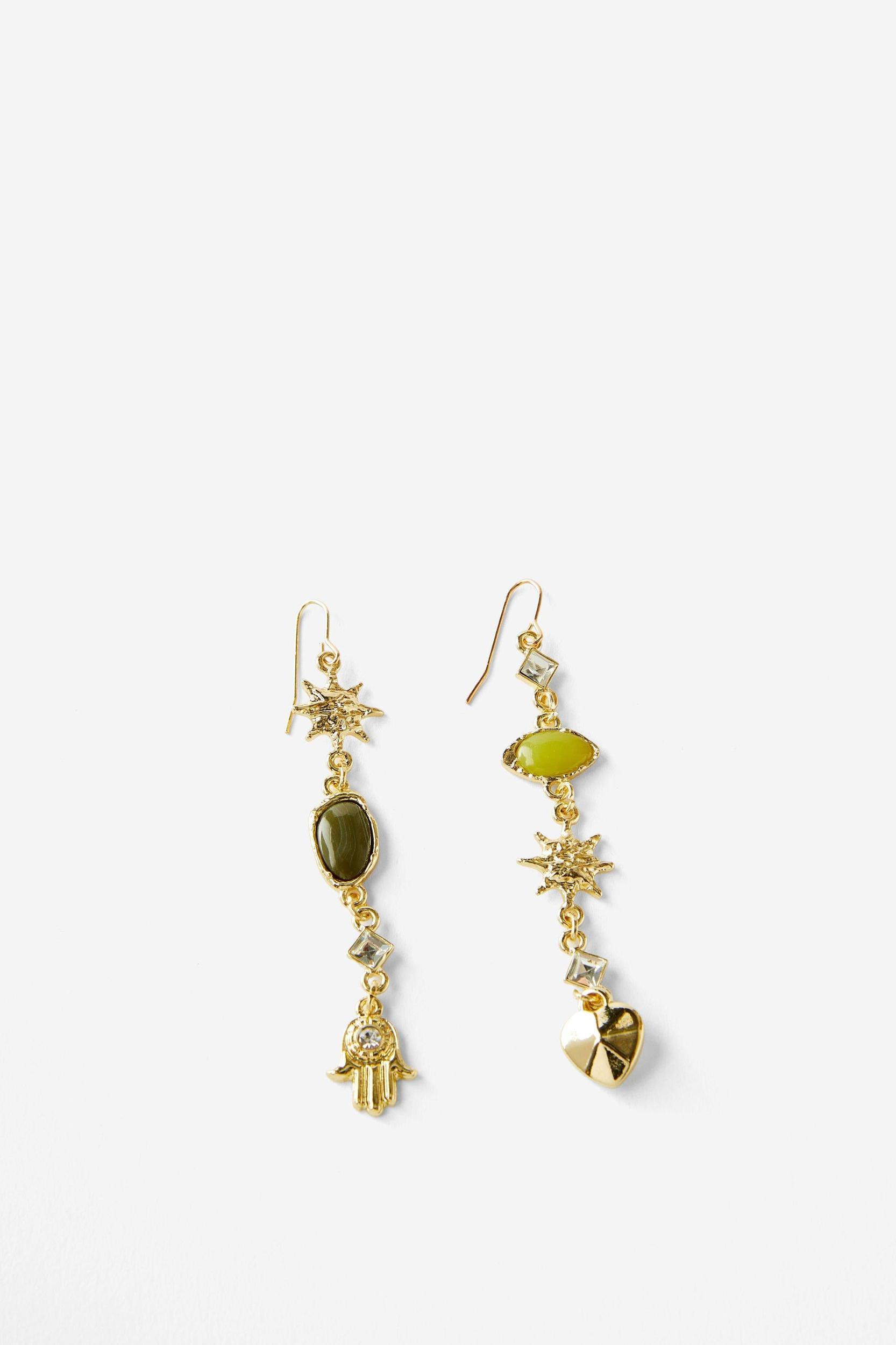 Mid Charm Earring Product Image