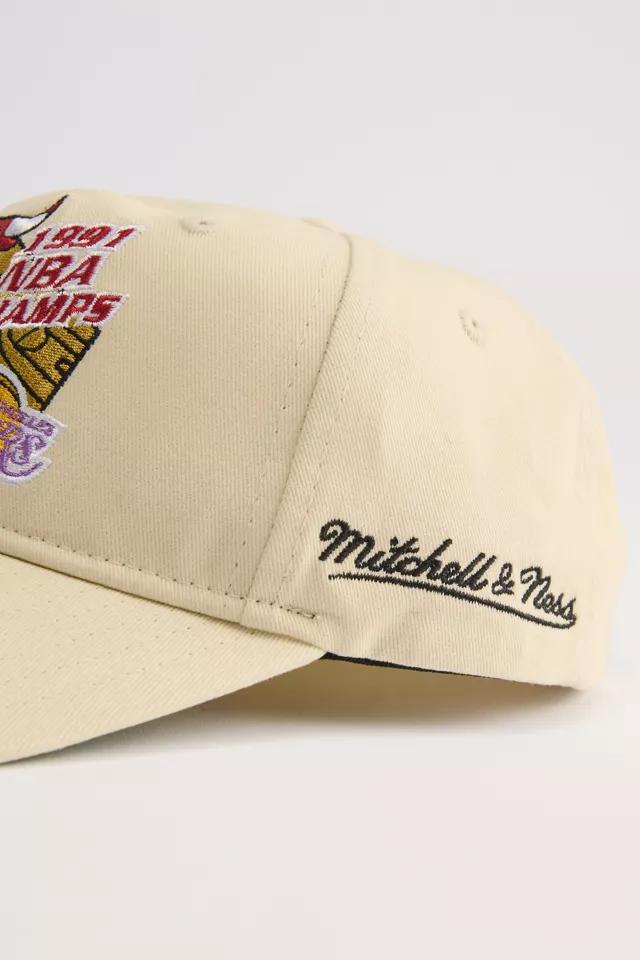 Mitchell & Ness Chicago Bulls 1991 NBA Champs Hat Product Image