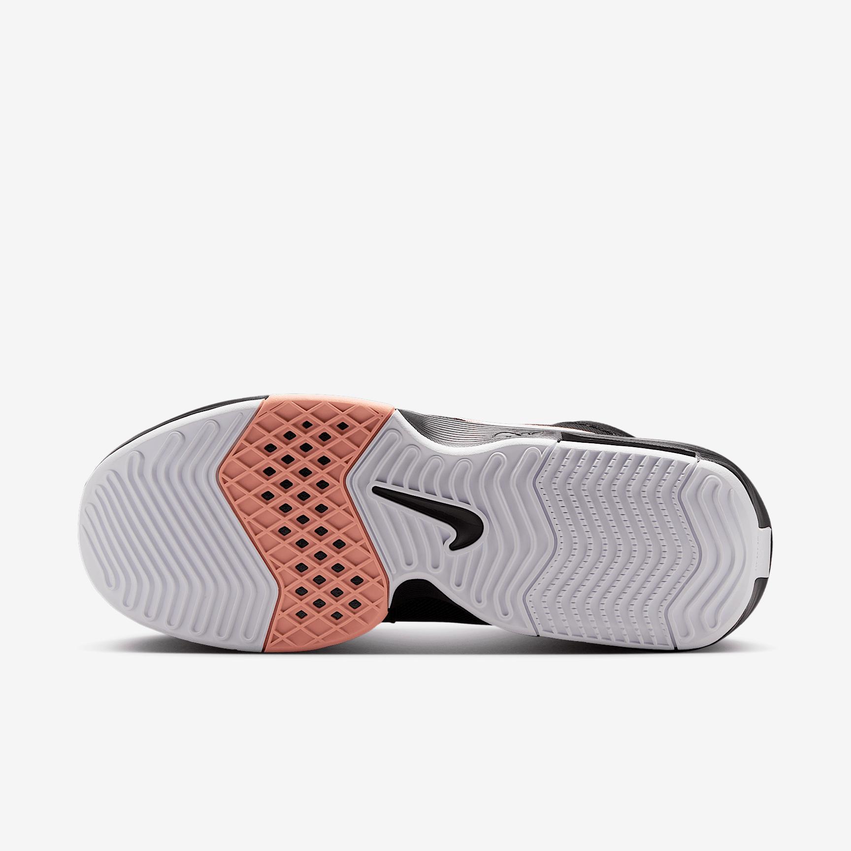 Nike Men's LeBron Witness VIII Basketball Shoes Product Image