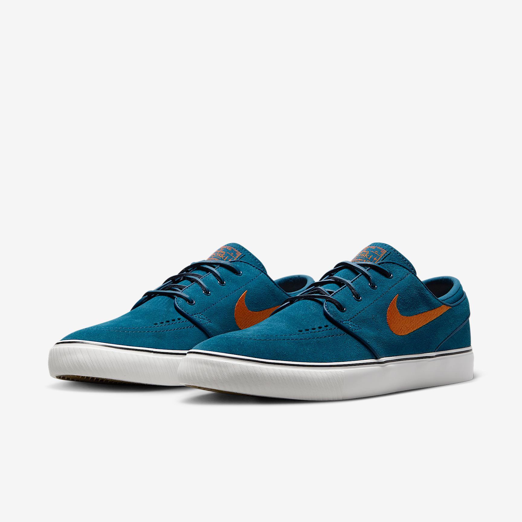 Nike SB Zoom Janoski OG+ Skate Shoes Product Image
