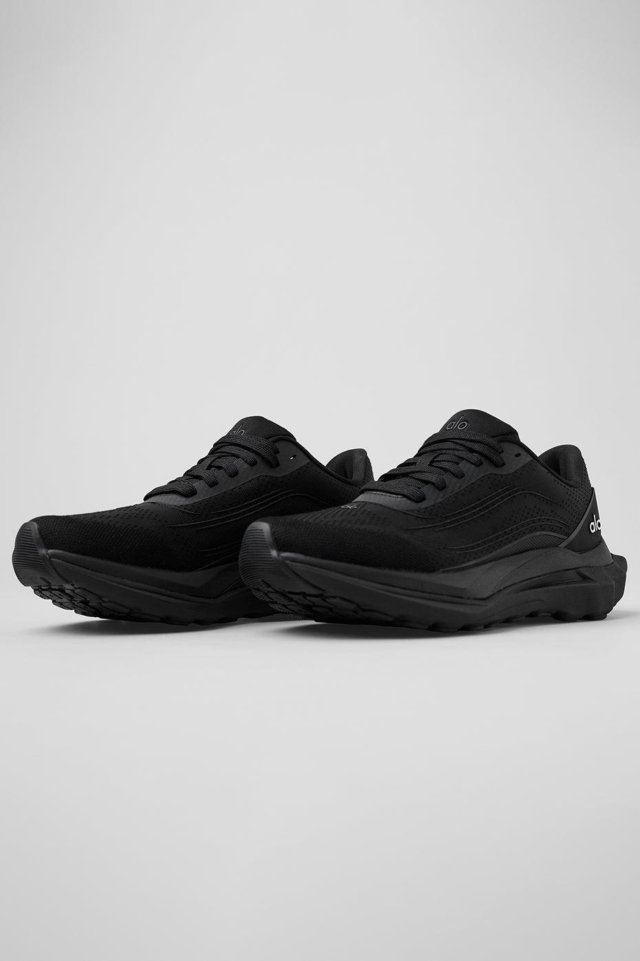 Alo Runner - Black/Black Product Image