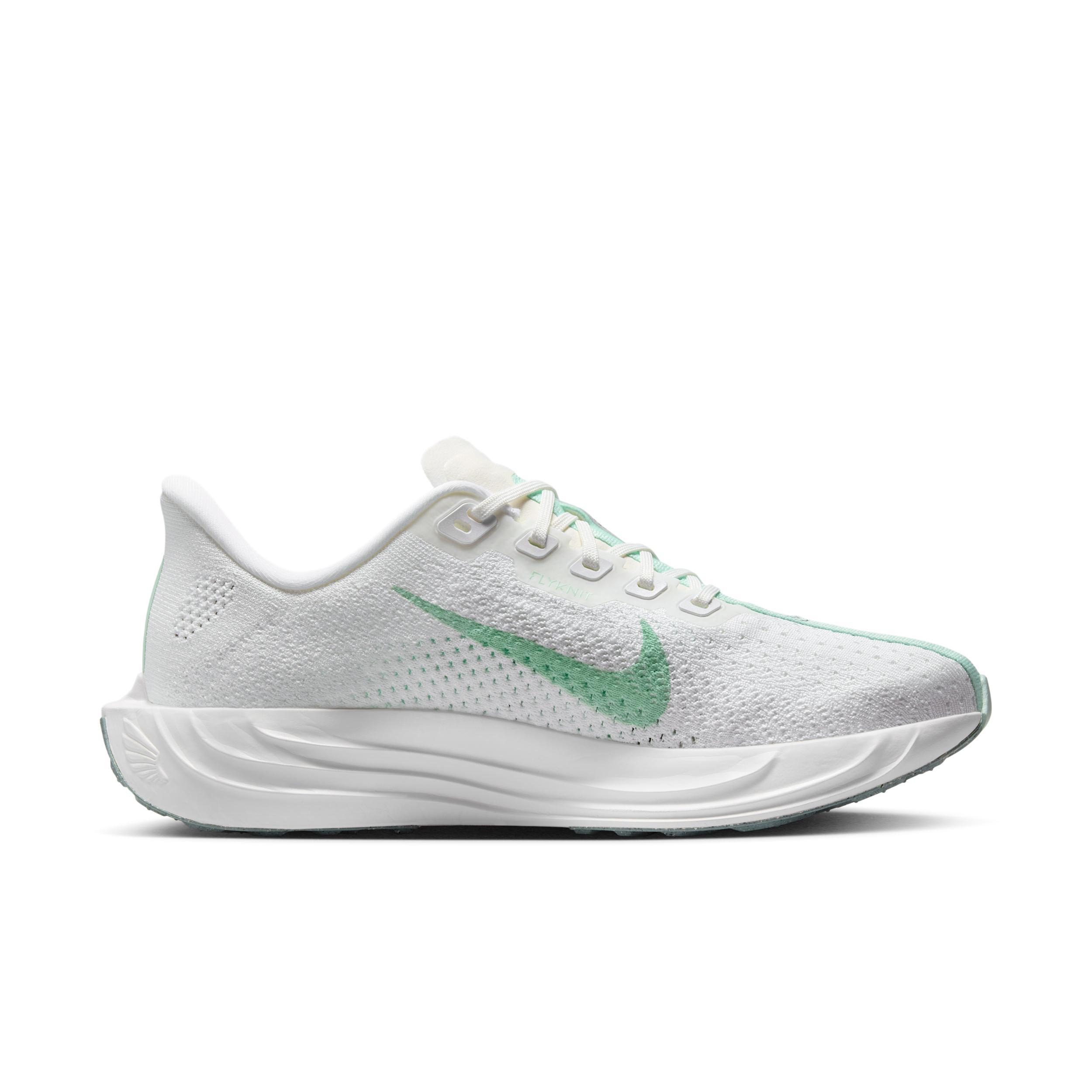 Nike Women's Pegasus Plus Road Running Shoes Product Image
