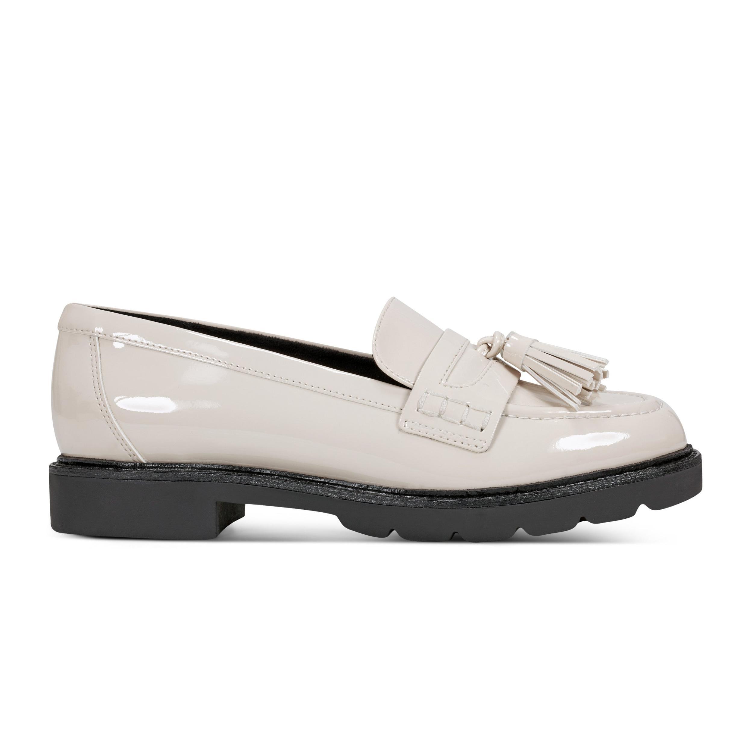 Women's Kiara Tassel Loafers Product Image