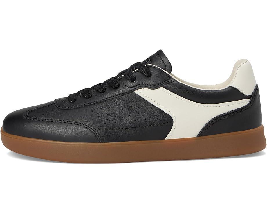 Everywhere Explorer Shoe Product Image