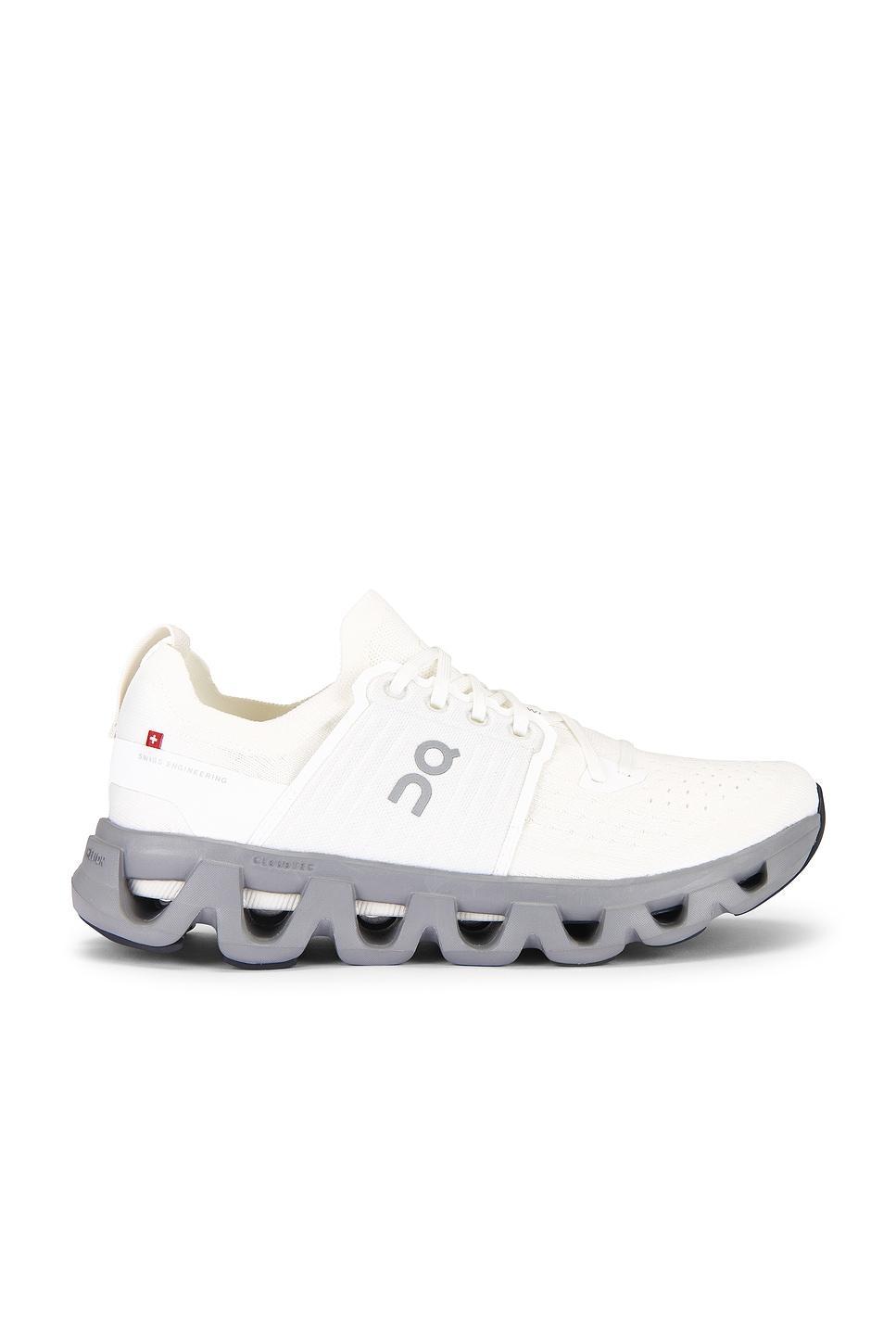 Cloudswift 4 Sneakers Product Image